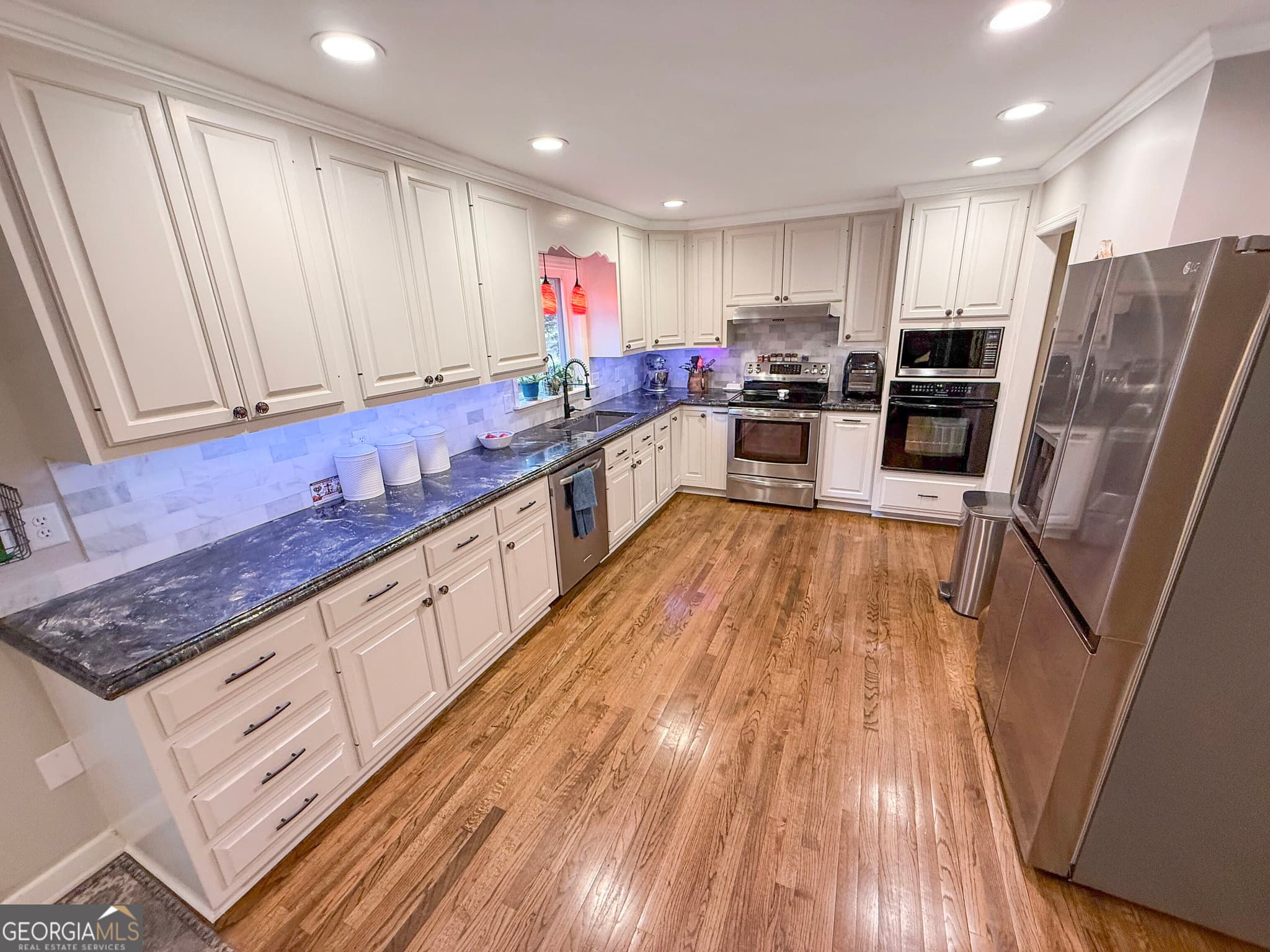 4 bedroom, 3.5 bathroom, 4,060 sq ft single family residence for sale at 161 Lanier Lane, Crawford, GA 30630 — photo 8