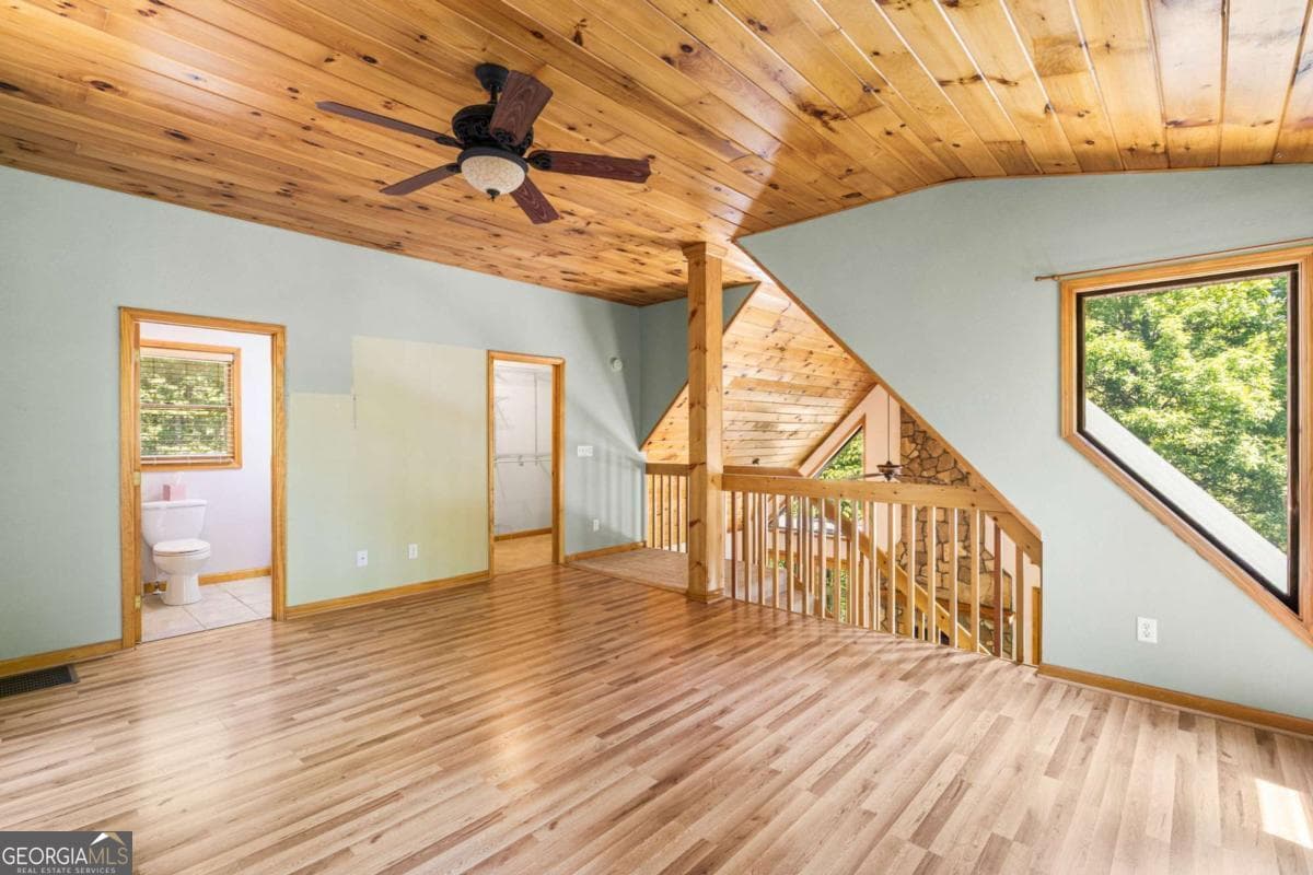 2 bedroom, 3 bathroom loft,single family residence for sale at 977 Tarheel Drive, Murphy, NC 28906 — photo 9