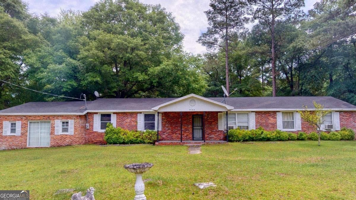4 bedroom, 4 bathroom, 2,494 sq ft single family residence sold at 944 Perkins Road, Millen, GA 30442