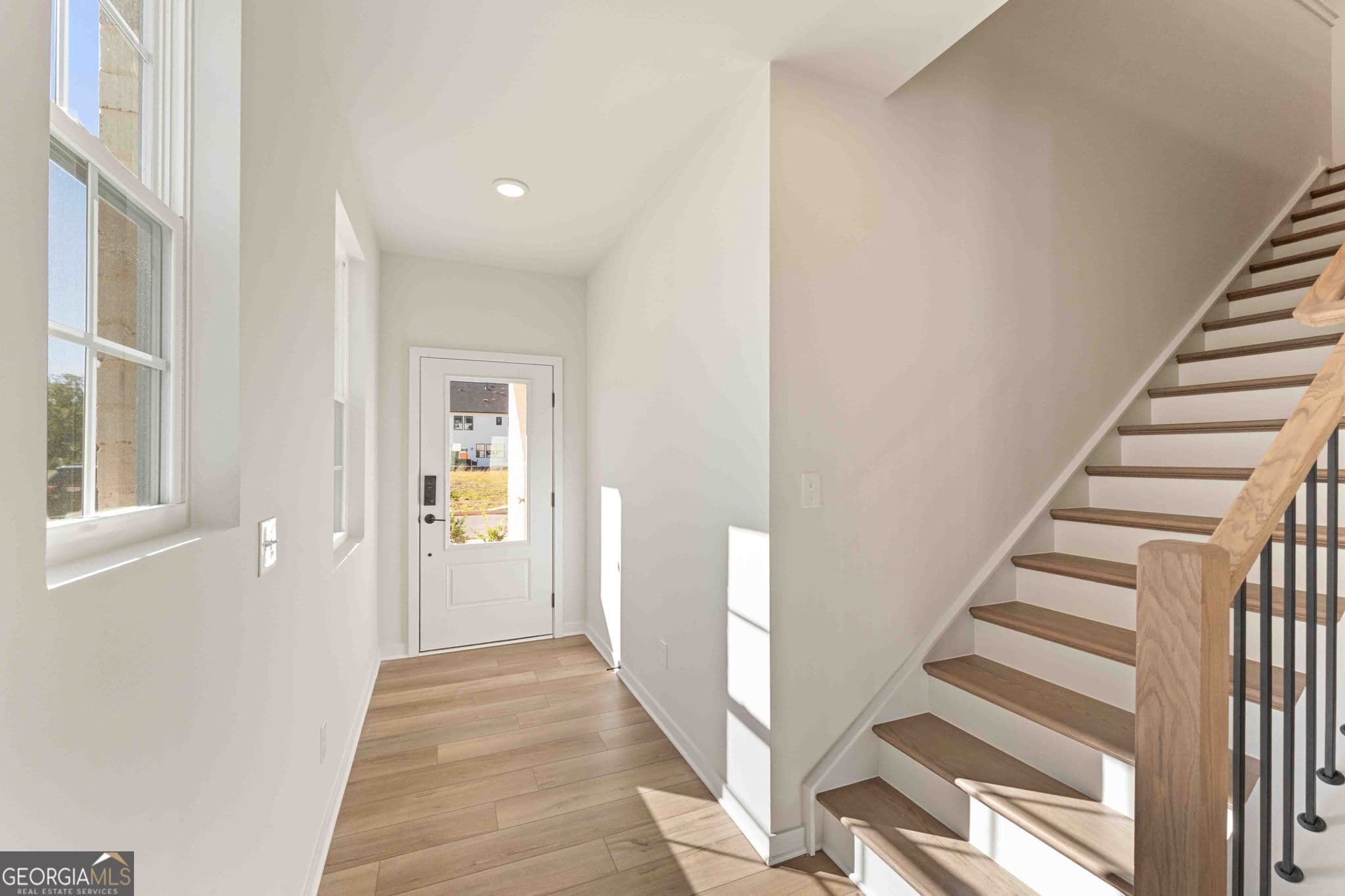 3 bedroom, 2.5 bathroom, 2,214 sq ft townhouse for sale at 1383 Farmers Loop LOT 16, Austell, GA 30106 — photo 6