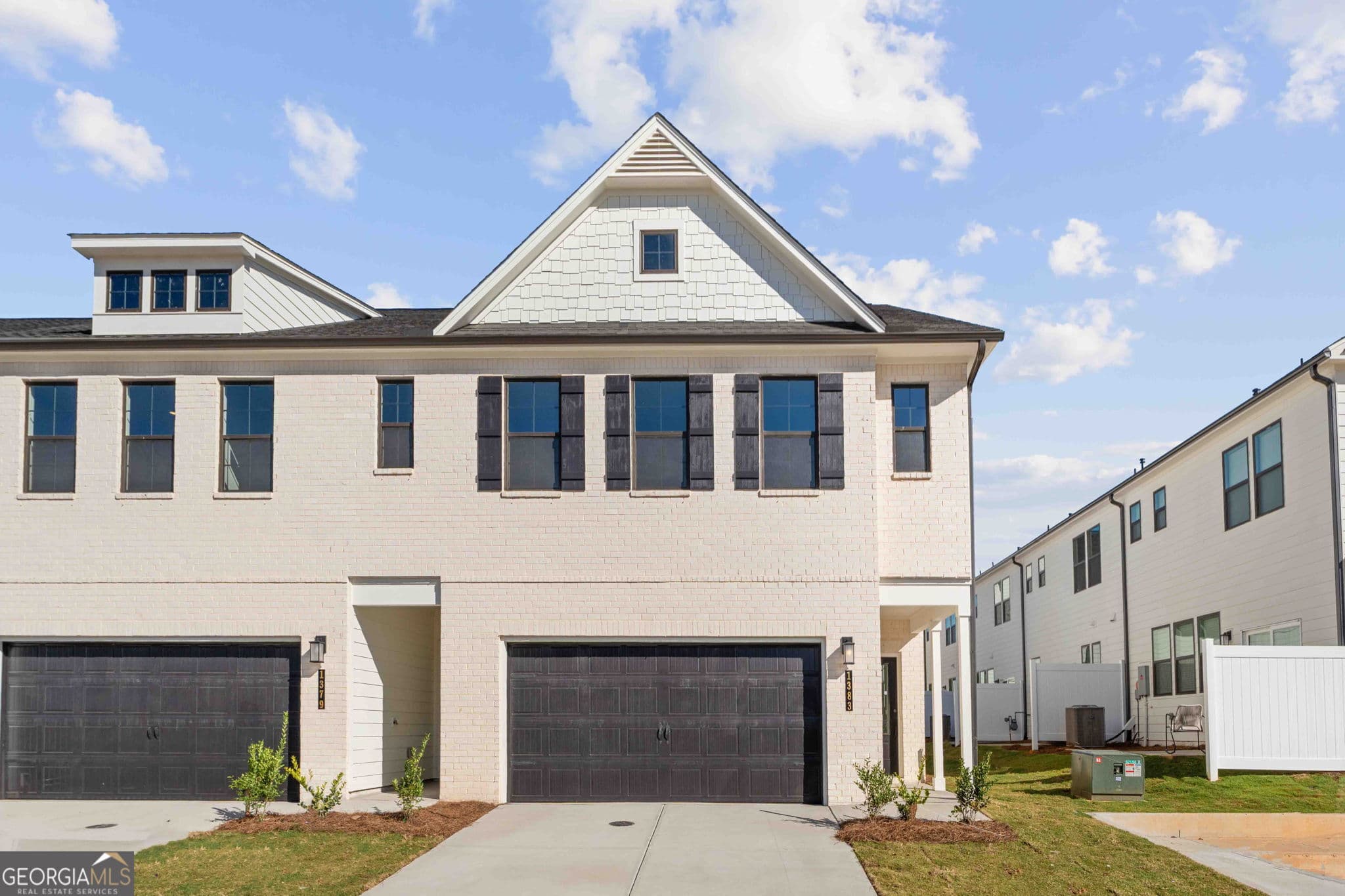 3 bedroom, 2.5 bathroom, 2,214 sq ft townhouse for sale at 1383 Farmers Loop LOT 16, Austell, GA 30106 — photo 1 of 28