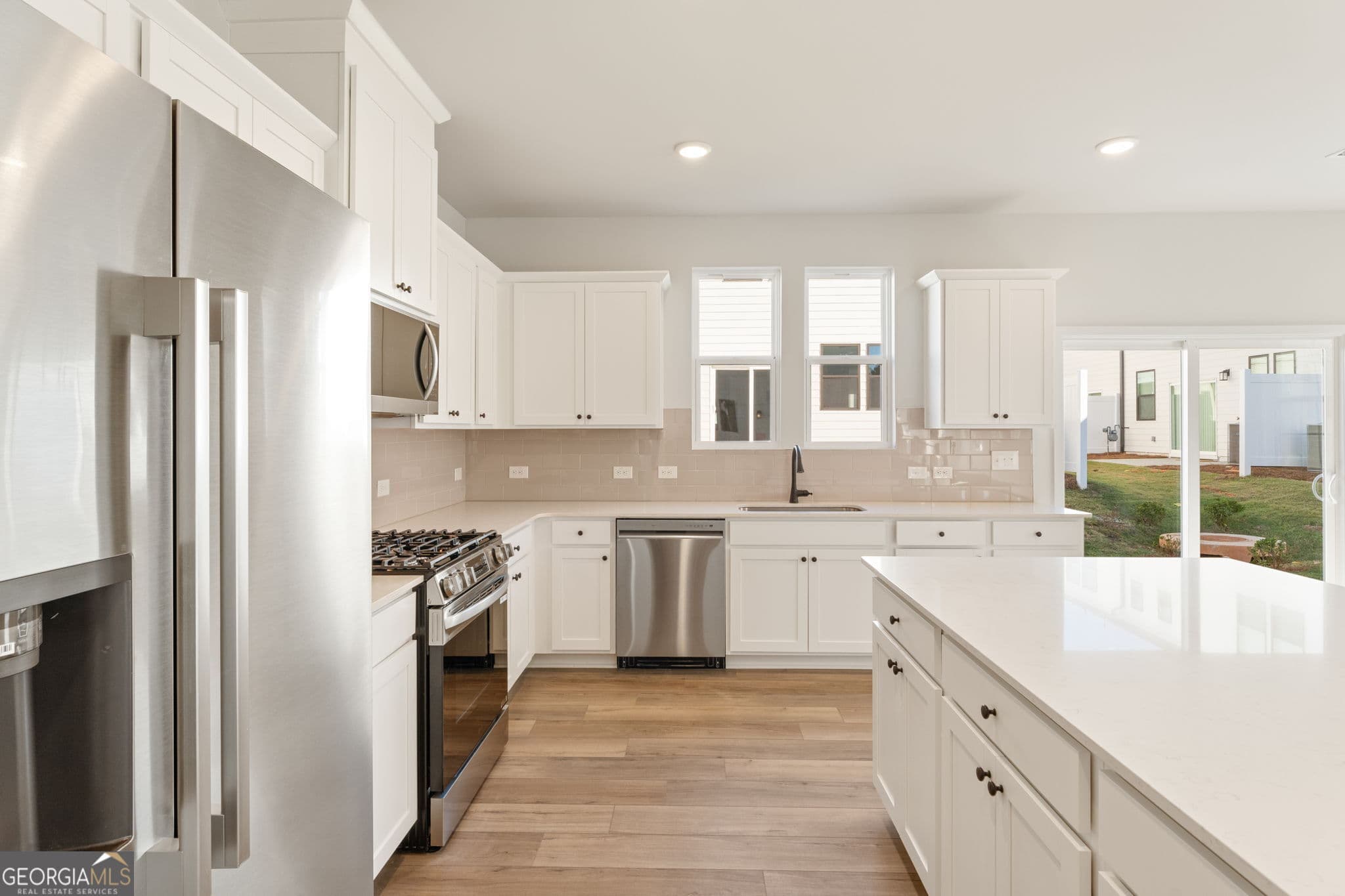 3 bedroom, 2.5 bathroom, 2,214 sq ft townhouse for sale at 1383 Farmers Loop LOT 16, Austell, GA 30106 — photo 10