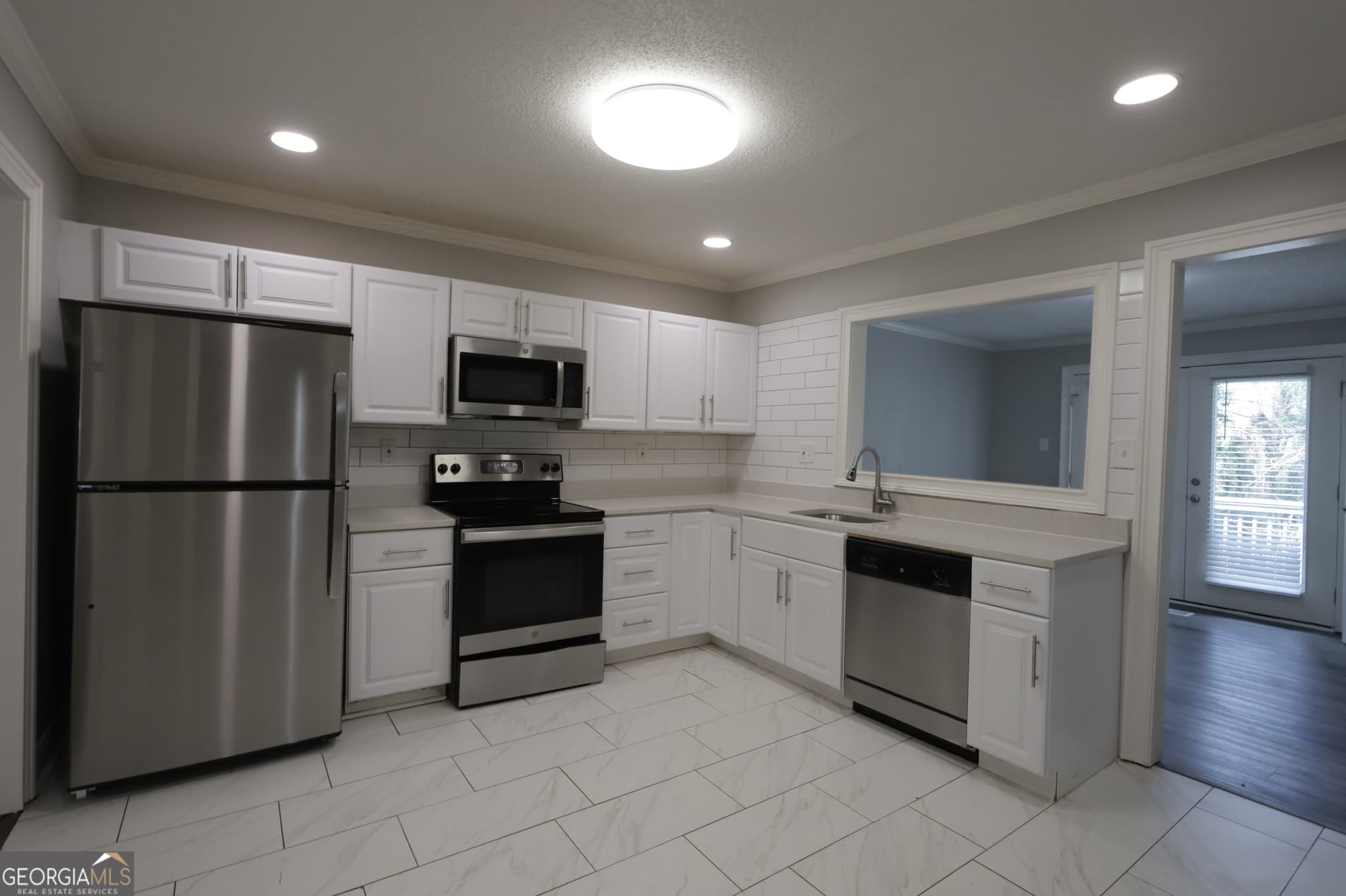 5 bedroom, 2 bathroom, 1,820 sq ft single family residence for sale at 3363 Wesley Chapel Road, Decatur, GA 30034 — photo 5