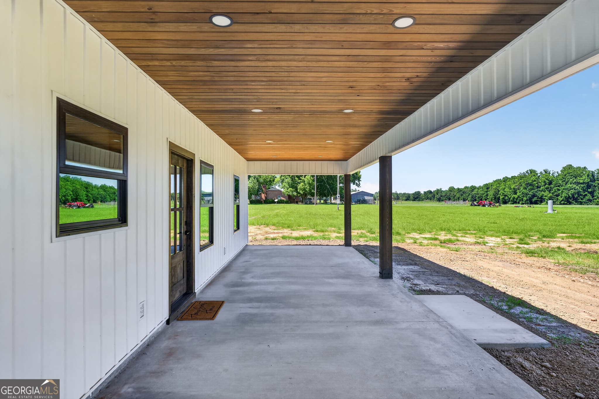 3 bedroom, 2.5 bathroom, 1,677 sq ft single family residence for sale at 3690 HWY 121, Blackshear, GA 31516 — photo 7