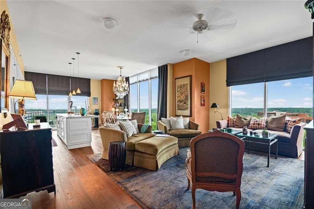 3 bedroom, 3 bathroom, 1,700 sq ft condominium sold at 1820 Peachtree Street 1415, Atlanta, GA 30309
