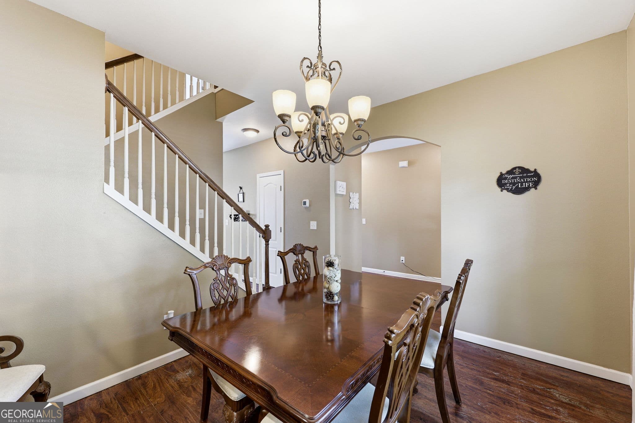 3 bedroom, 2.5 bathroom, 1,885 sq ft single family residence for sale at 7022 Grand Hickory Drive, Braselton, GA 30517 — photo 8