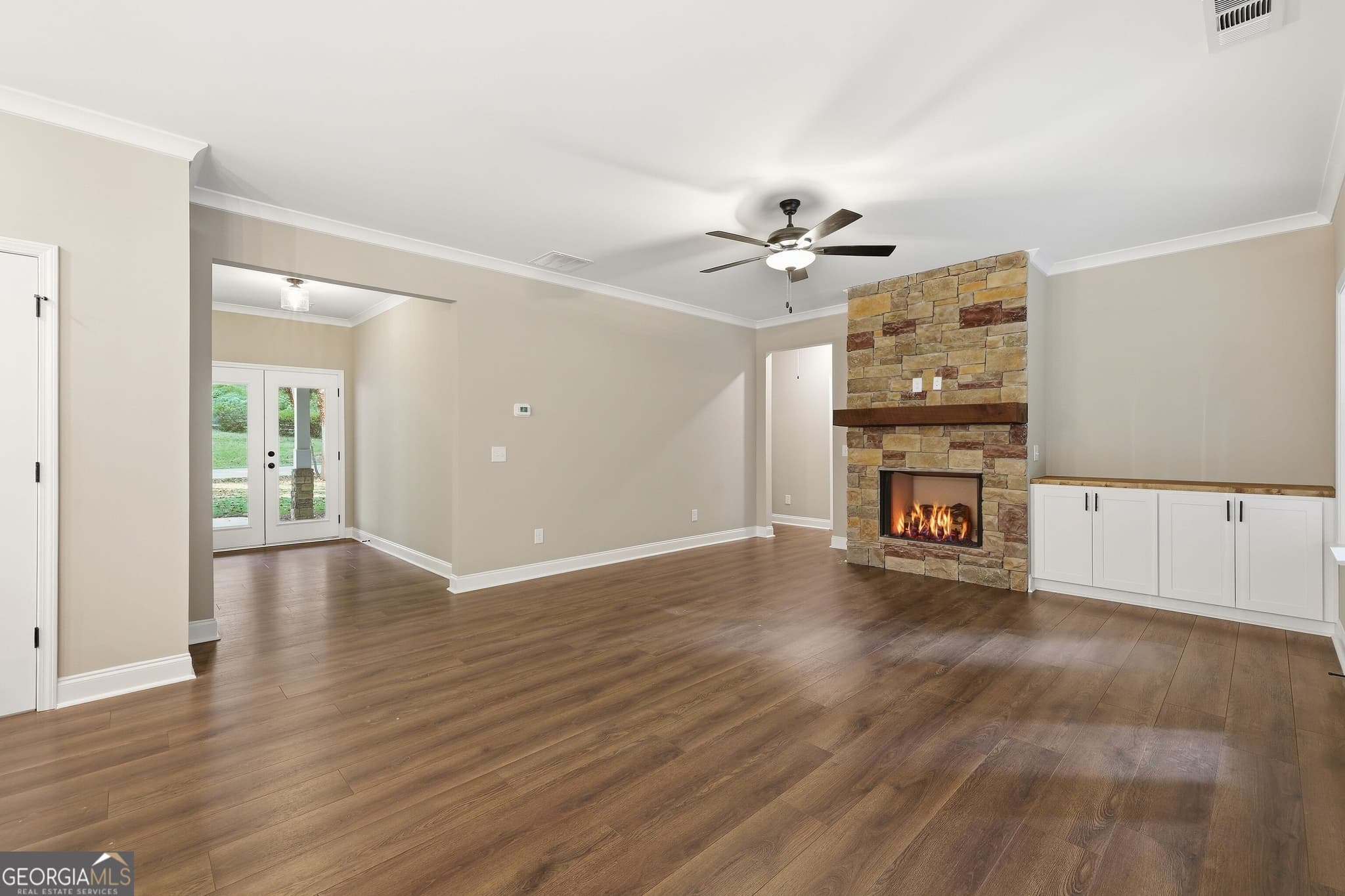 3 bedroom, 3.5 bathroom, 1,966 sq ft single family residence for sale at 324 Fern Valley Drive, Toccoa, GA 30577 — photo 7