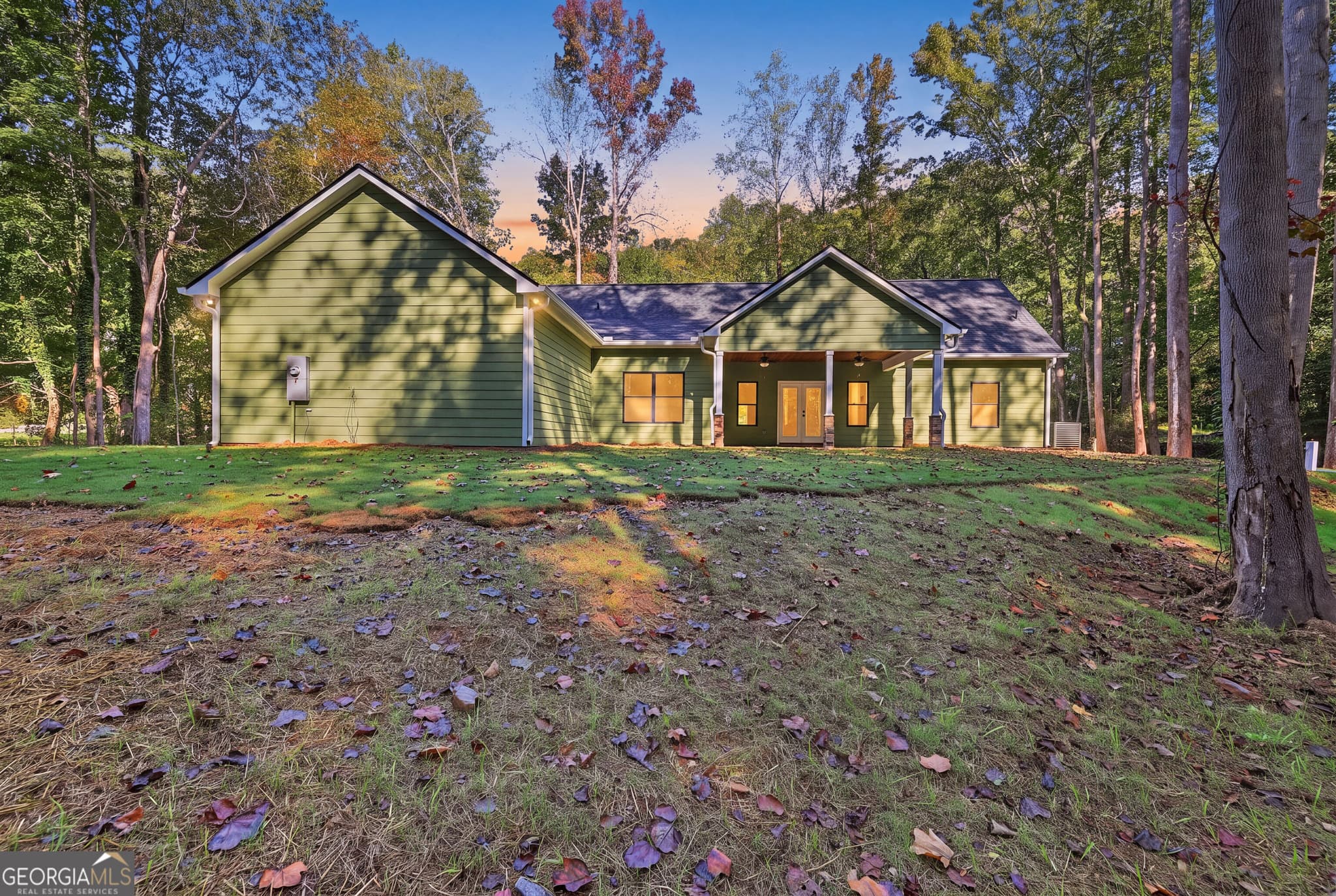 3 bedroom, 3.5 bathroom, 1,966 sq ft single family residence for sale at 324 Fern Valley Drive, Toccoa, GA 30577 — photo 4