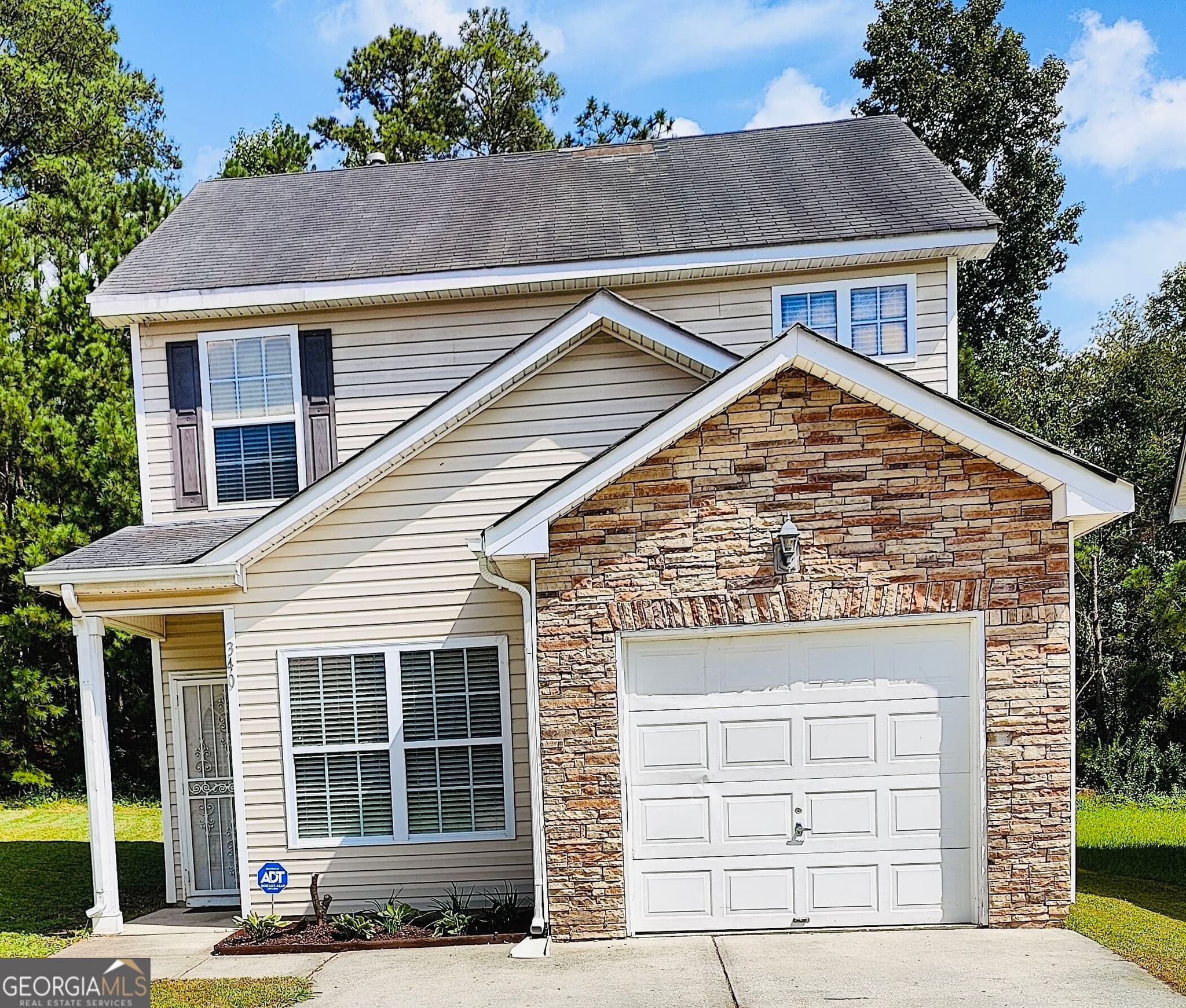 3 bedroom, 2.5 bathroom, 1,604 sq ft single family residence for rent at 340 Dressage Court, Riverdale, GA 30296 for $1,550 a month — photo 1 of 1