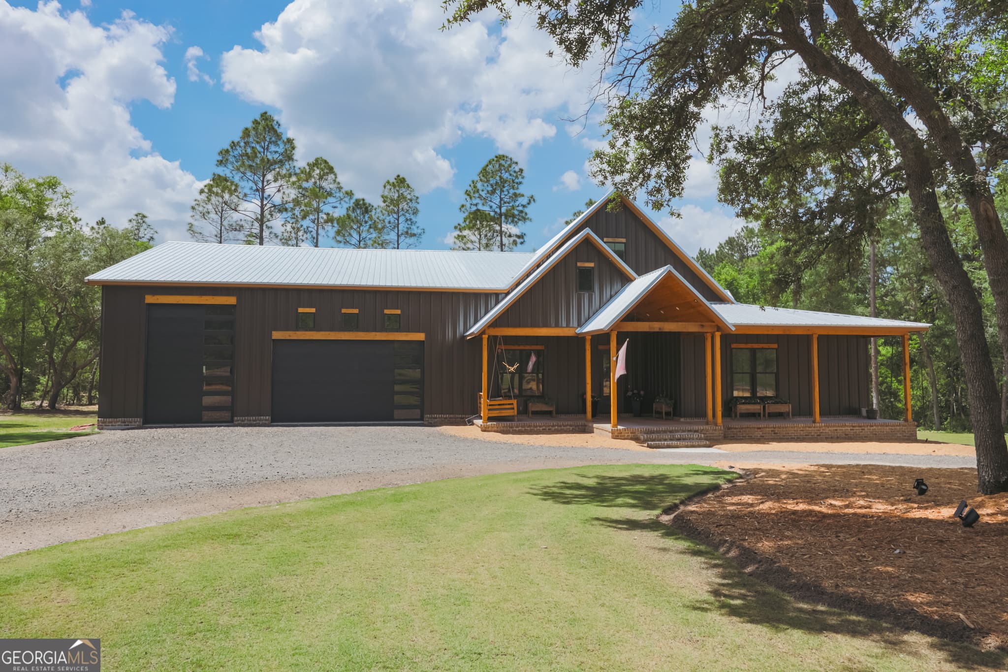 4 bedroom, 4 bathroom, 4,001 sq ft single family residence for sale at 6034 Turkey Oak Road, Blackshear, GA 31516 — photo 2
