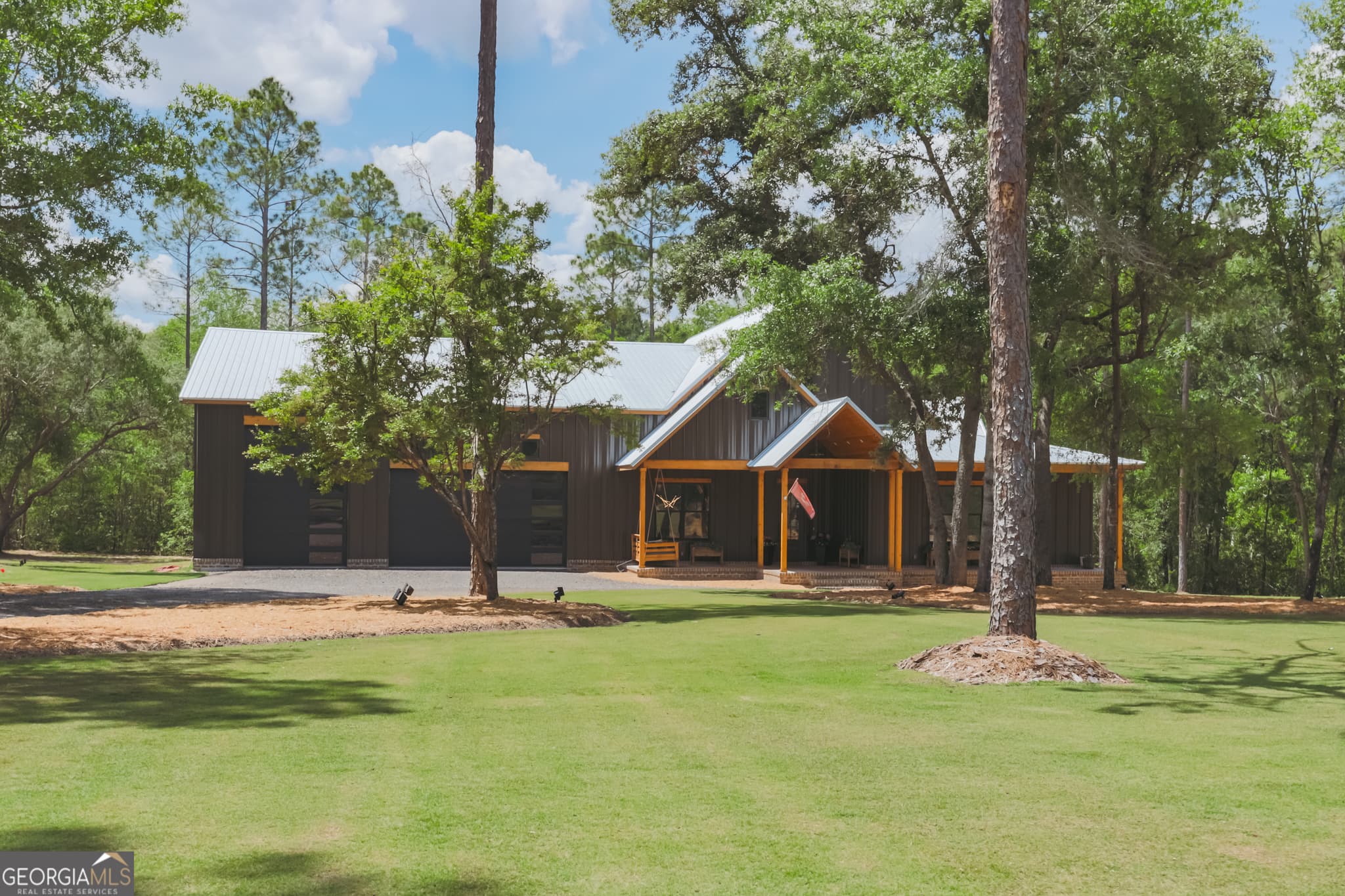 4 bedroom, 4 bathroom, 4,001 sq ft single family residence for sale at 6034 Turkey Oak Road, Blackshear, GA 31516