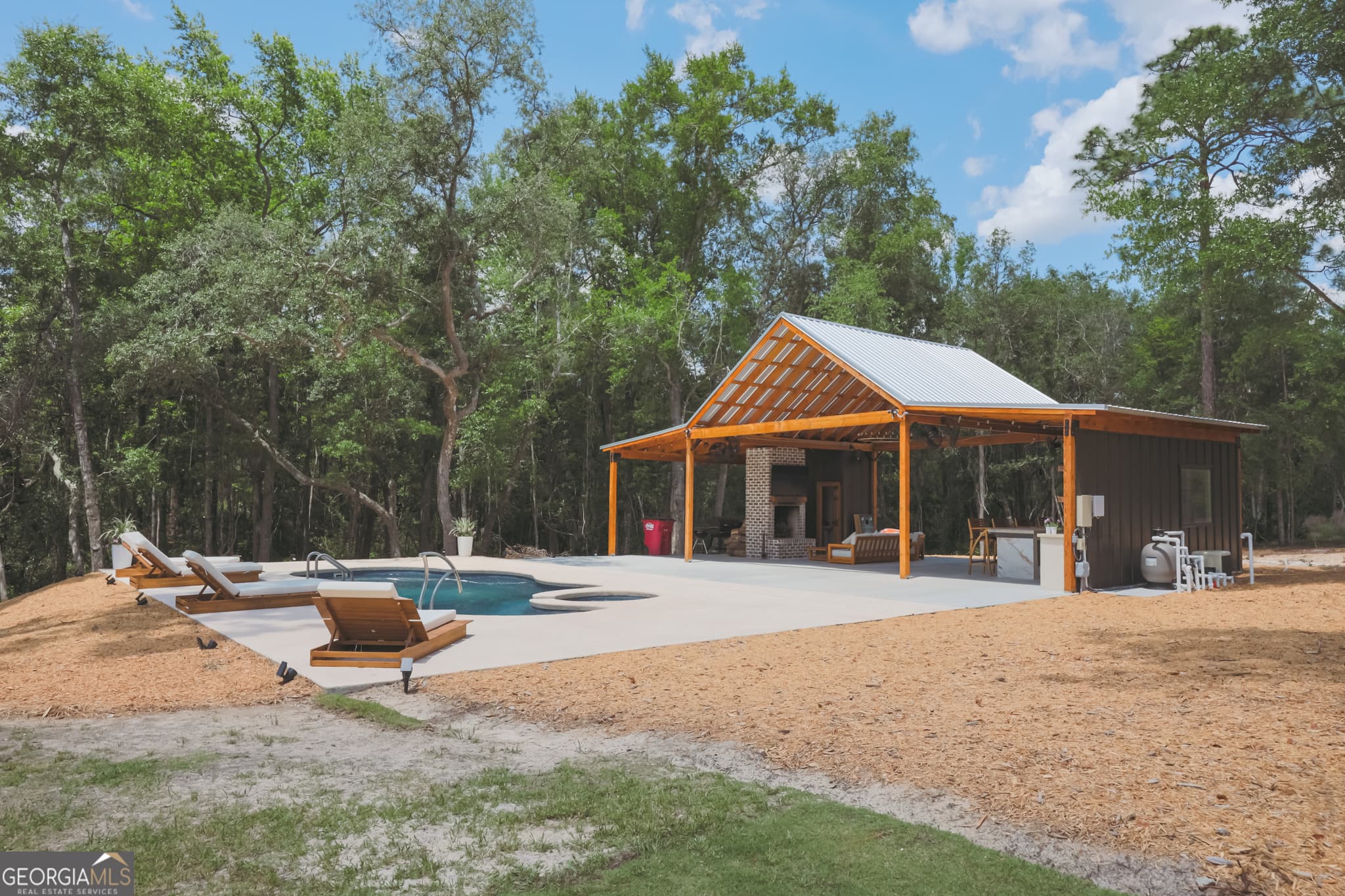 4 bedroom, 4 bathroom, 4,001 sq ft single family residence for sale at 6034 Turkey Oak Road, Blackshear, GA 31516 — photo 8