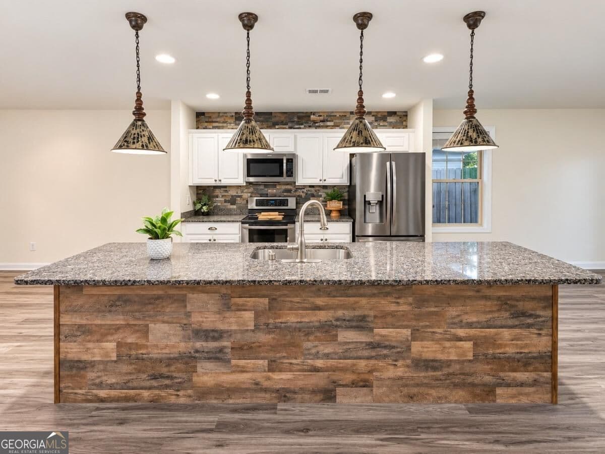 3 bedroom, 2 bathroom, 1,612 sq ft single family residence for sale at 6 Easy Street, Guyton, GA 31312 — photo 7