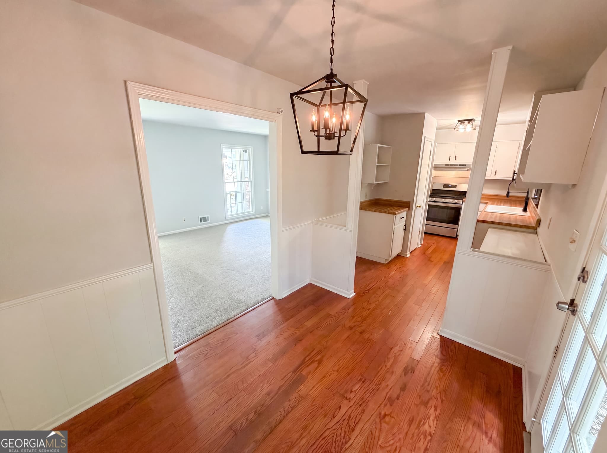 3 bedroom, 2 bathroom, 1,408 sq ft single family residence for sale at 1271 Seven Springs Circle, Marietta, GA 30068 — photo 8