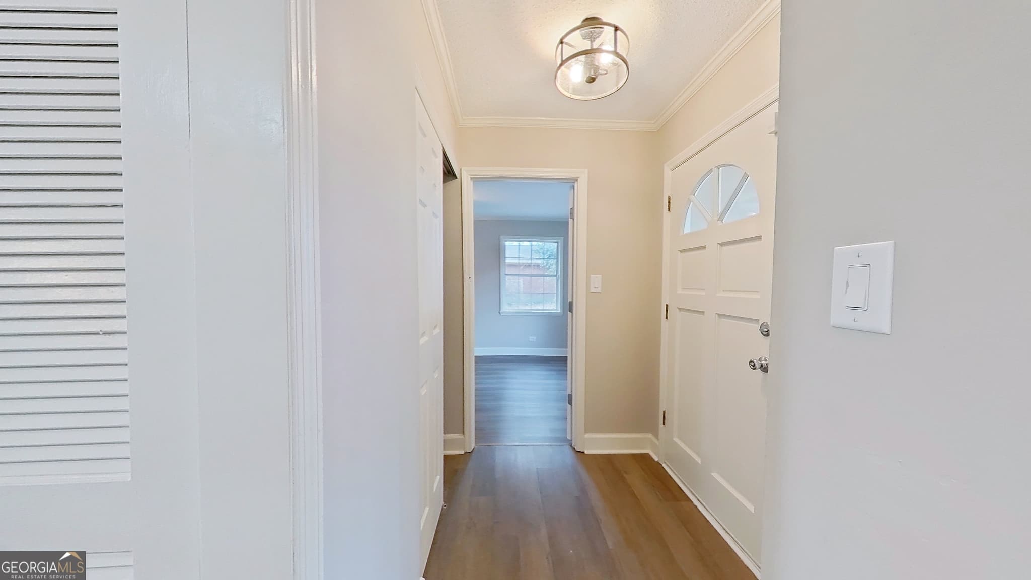 3 bedroom, 2 bathroom, 1,583 sq ft single family residence for sale at 1012 Remington Avenue, Thomasville, GA 31792 — photo 3