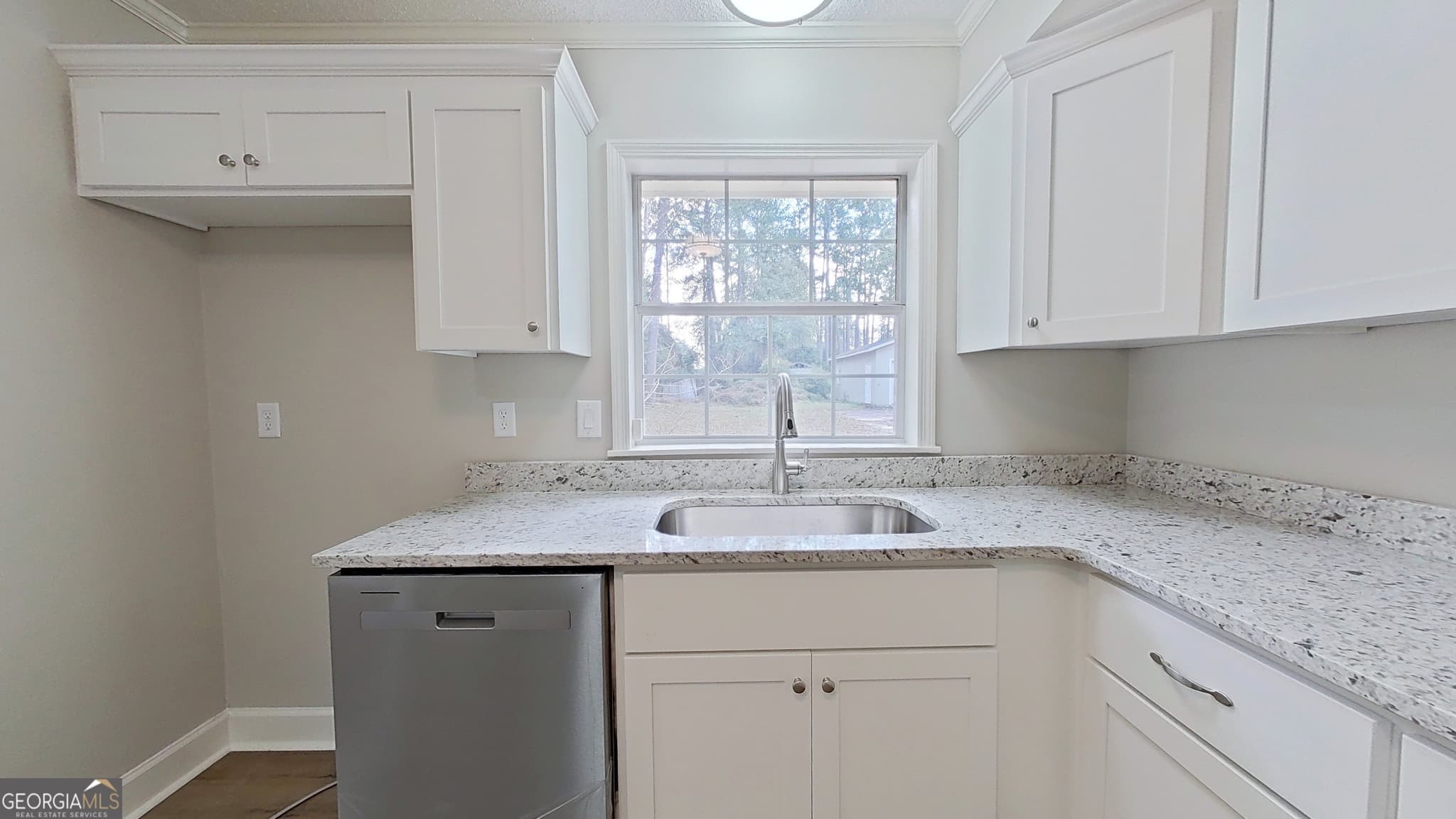 3 bedroom, 2 bathroom, 1,583 sq ft single family residence for sale at 1012 Remington Avenue, Thomasville, GA 31792 — photo 9
