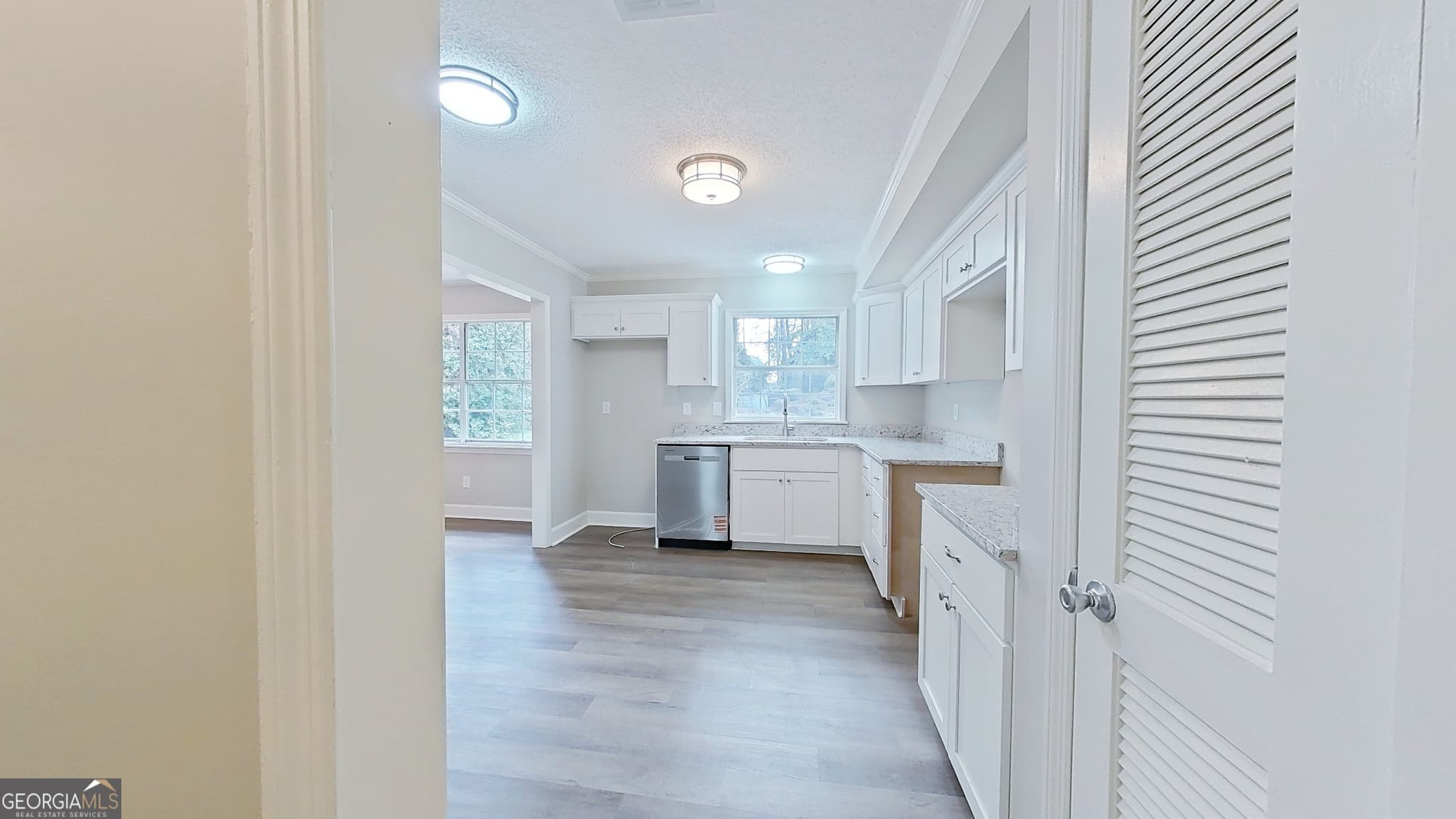 3 bedroom, 2 bathroom, 1,583 sq ft single family residence for sale at 1012 Remington Avenue, Thomasville, GA 31792 — photo 4