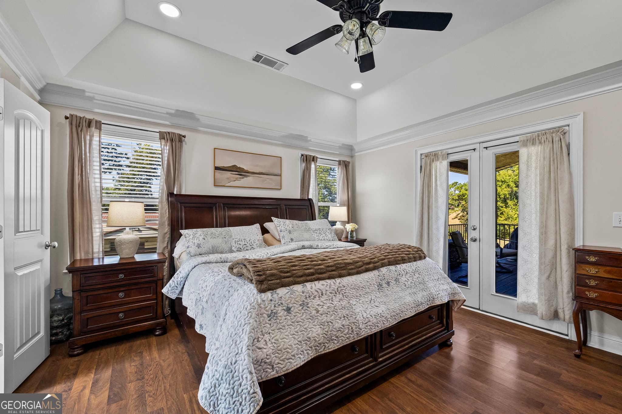 5 bedroom, 3 bathroom, 3,756 sq ft single family residence for sale at 300 Stone Creek Drive, Hull, GA 30646 — photo 3