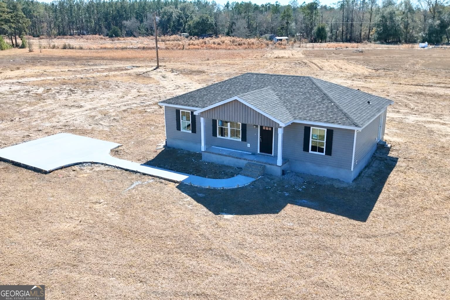 3 bedroom, 2 bathroom, 1,225 sq ft single family residence sold at 4390 Deloach Church Road, Claxton, GA 30417