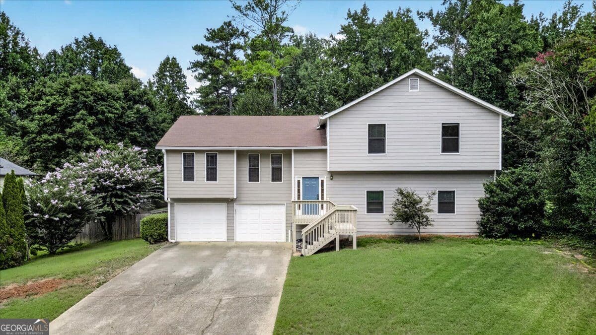 5 bedroom, 3 bathroom, 2,800 sq ft single family residence for sale at 260 Park Avenue, Woodstock, GA 30188 — photo 5