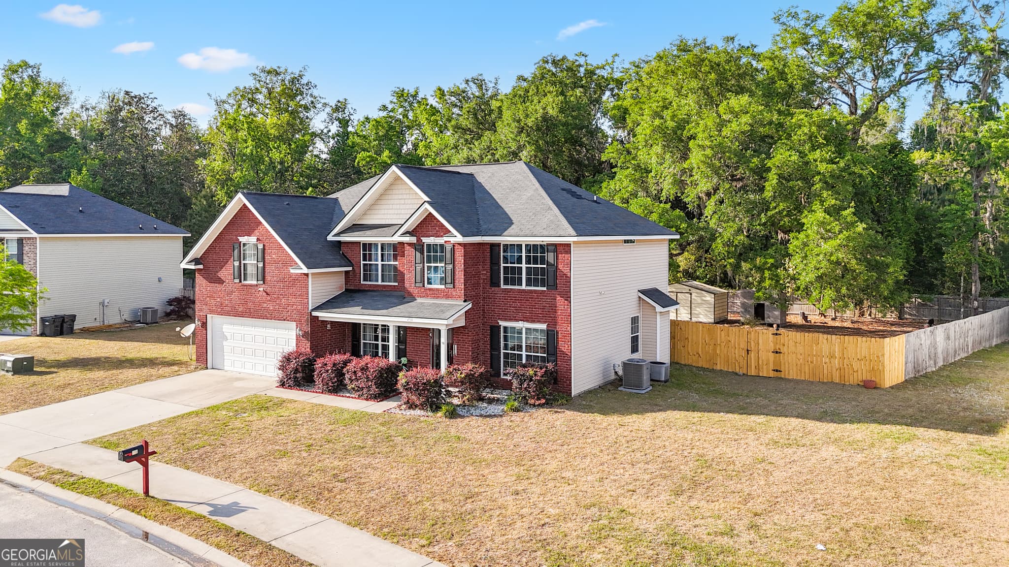 4 bedroom, 2.5 bathroom, 2,801 sq ft single family residence for sale at 258 Nashview Trail, Allenhurst, GA 31301 — photo 6