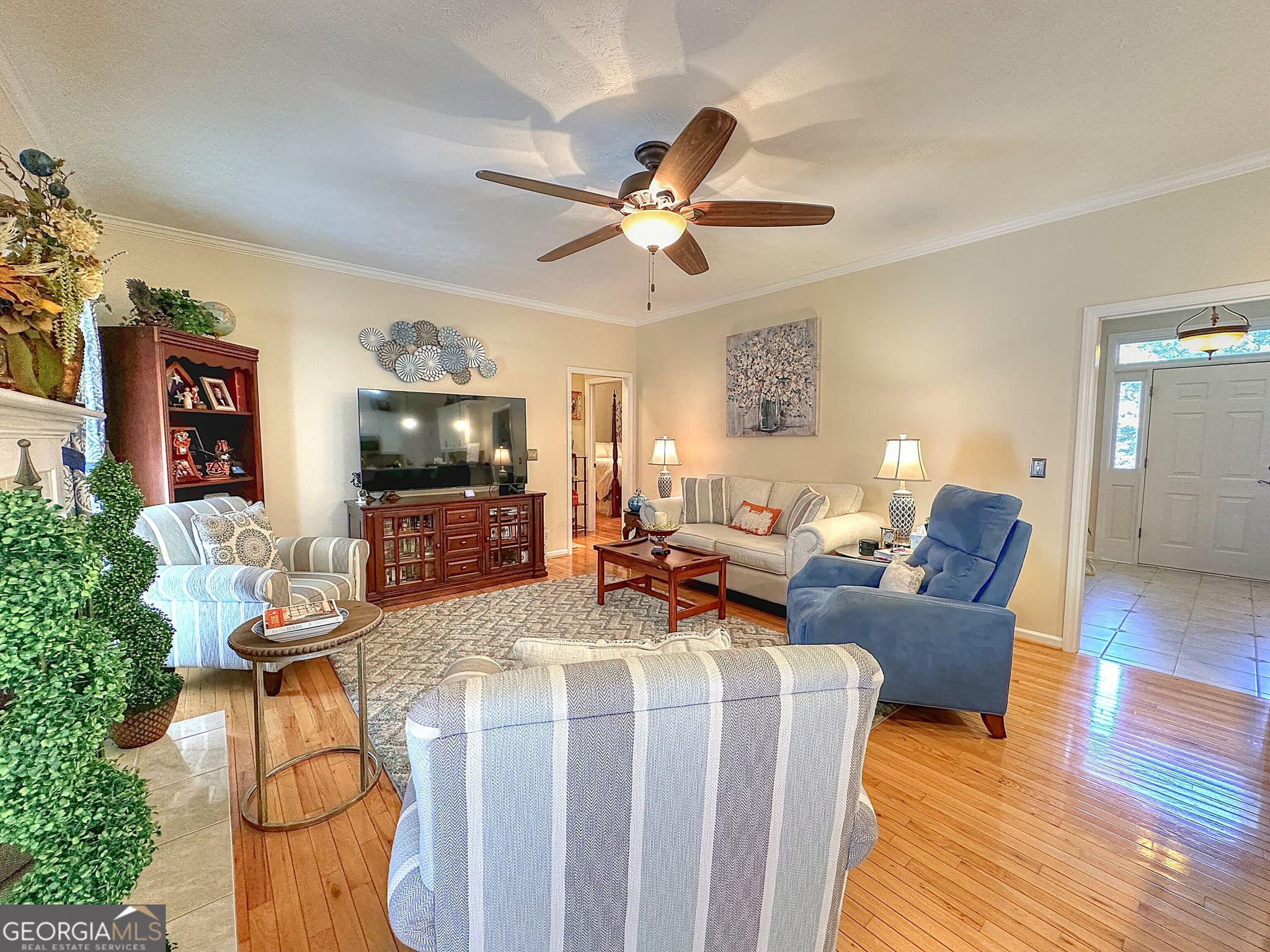 3 bedroom, 2 bathroom, 2,080 sq ft single family residence for sale at 404 Woodfield Court, Lagrange, GA 30240 — photo 7