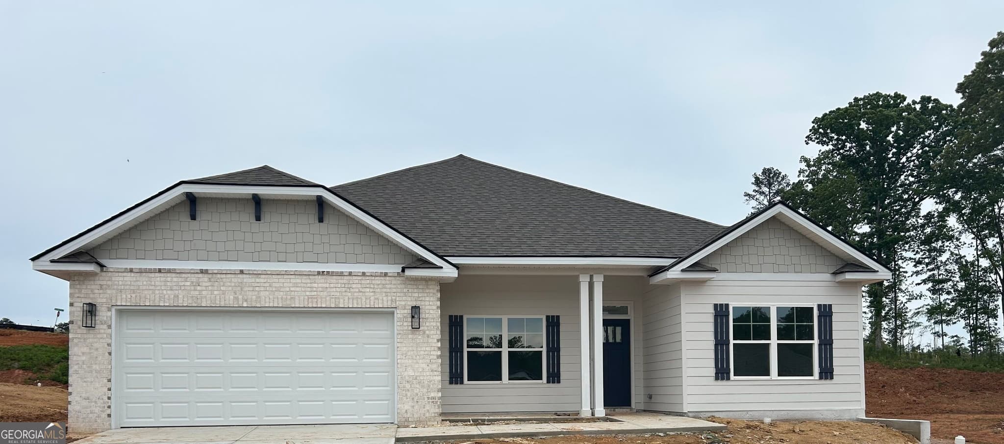 4 bedroom, 2 bathroom, 2,100 sq ft single family residence for sale at 1012 Holliday Pass, Griffin, GA 30223