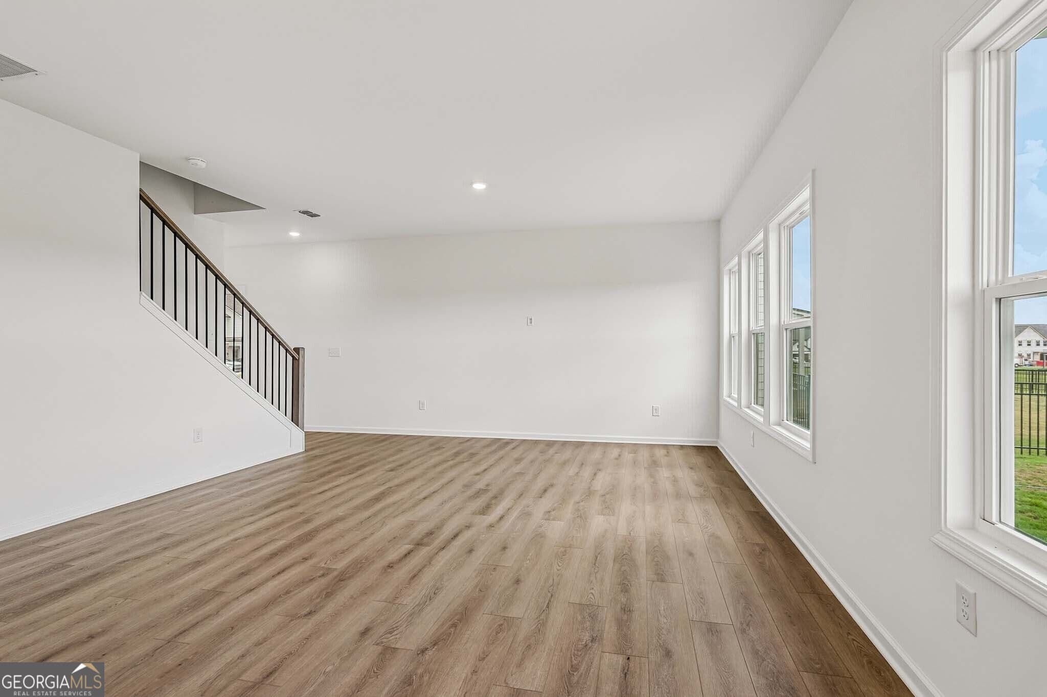 4 bedroom, 3.5 bathroom, 2,574 sq ft single family residence for sale at 613 Elwick Lane, Cartersville, GA 30120 — photo 7