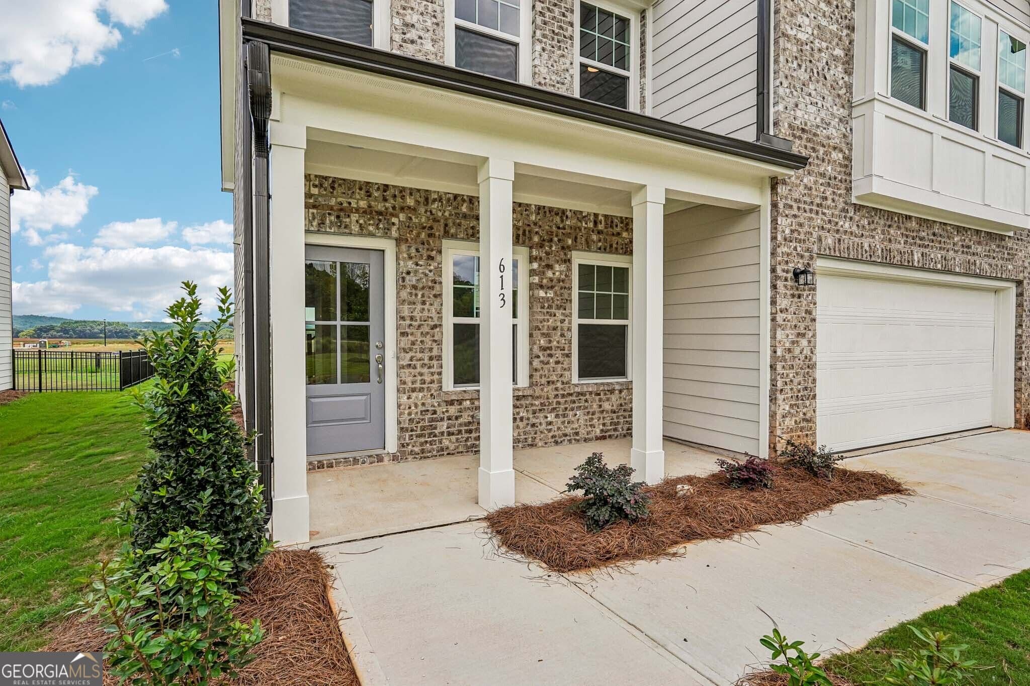 4 bedroom, 3.5 bathroom, 2,574 sq ft single family residence for sale at 613 Elwick Lane, Cartersville, GA 30120 — photo 5