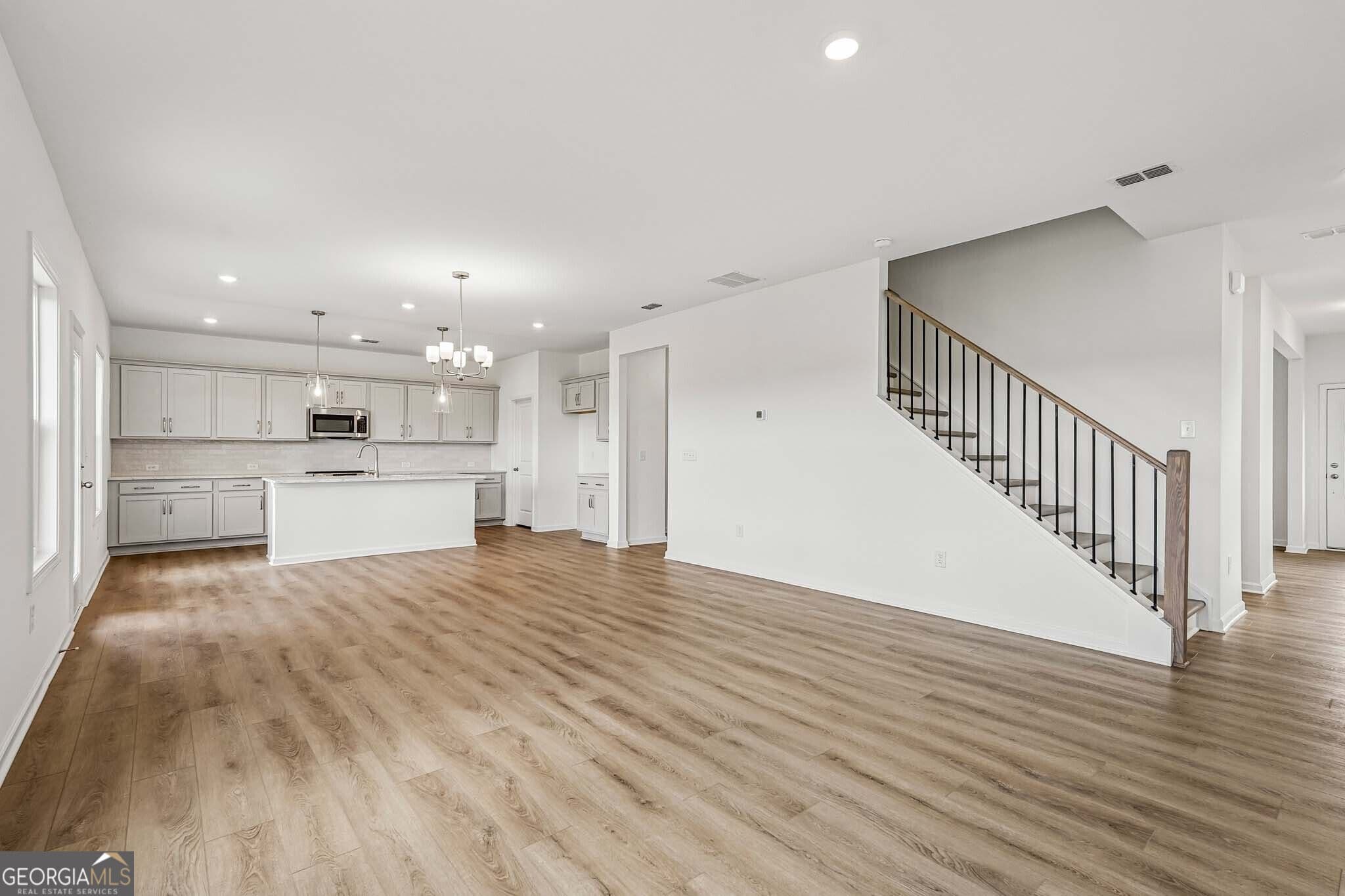 4 bedroom, 3.5 bathroom, 2,574 sq ft single family residence for sale at 613 Elwick Lane, Cartersville, GA 30120 — photo 8