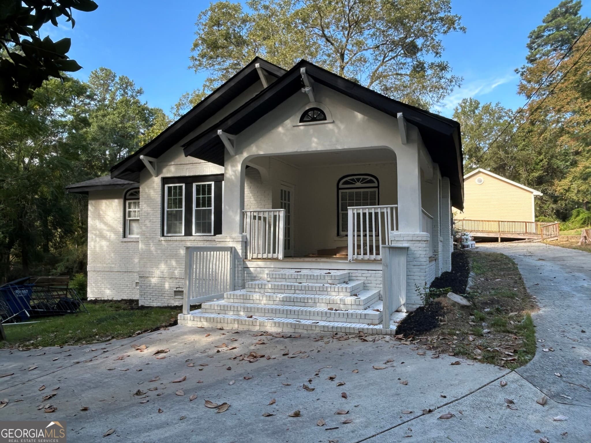 3 bedroom, 3 bathroom, 2,052 sq ft single family residence for rent at 920 Wesleyan Drive, Macon, GA 31210 for $2,300 a month — photo 1 of 14