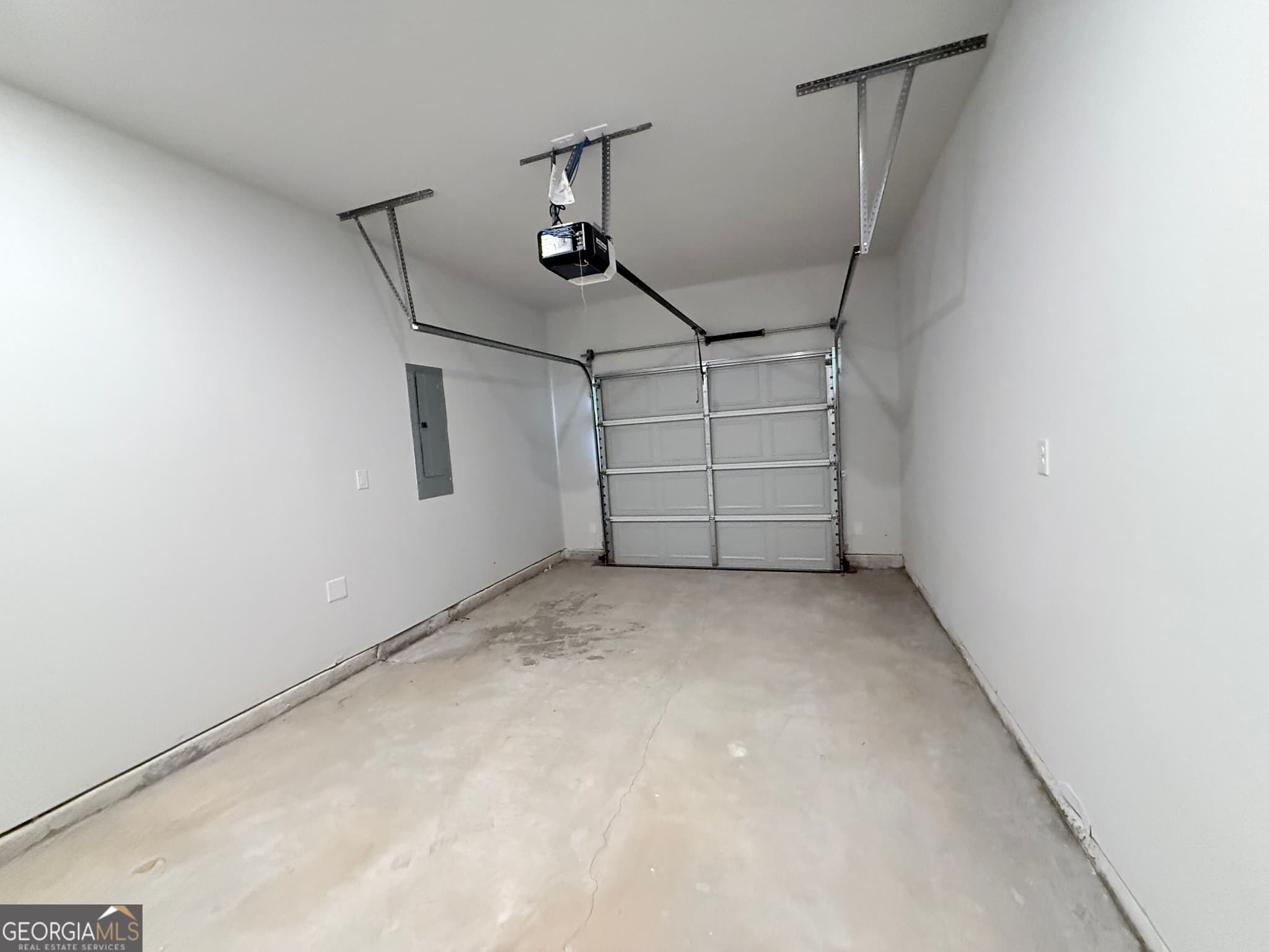 3 bedroom, 2.5 bathroom, 1,560 sq ft townhouse for sale at 451 Oakwood Drive, Milledgeville, GA 31061 — photo 8