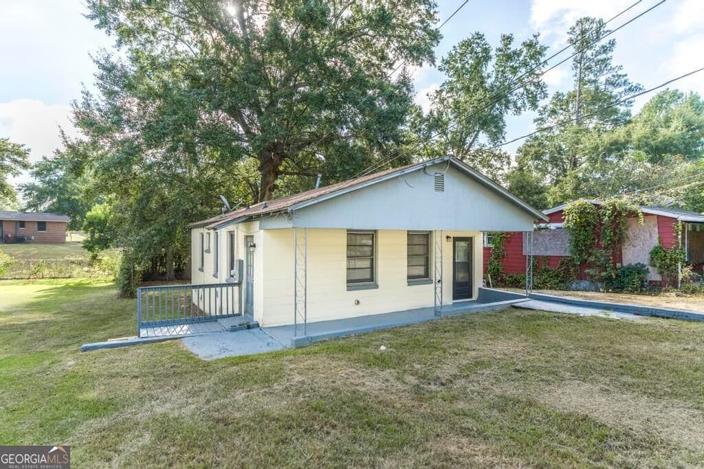 3 bedroom, 1 bathroom, 900 sq ft single family residence for sale at 1782 Eveline Avenue, Macon, GA 31204 — photo 1 of 29