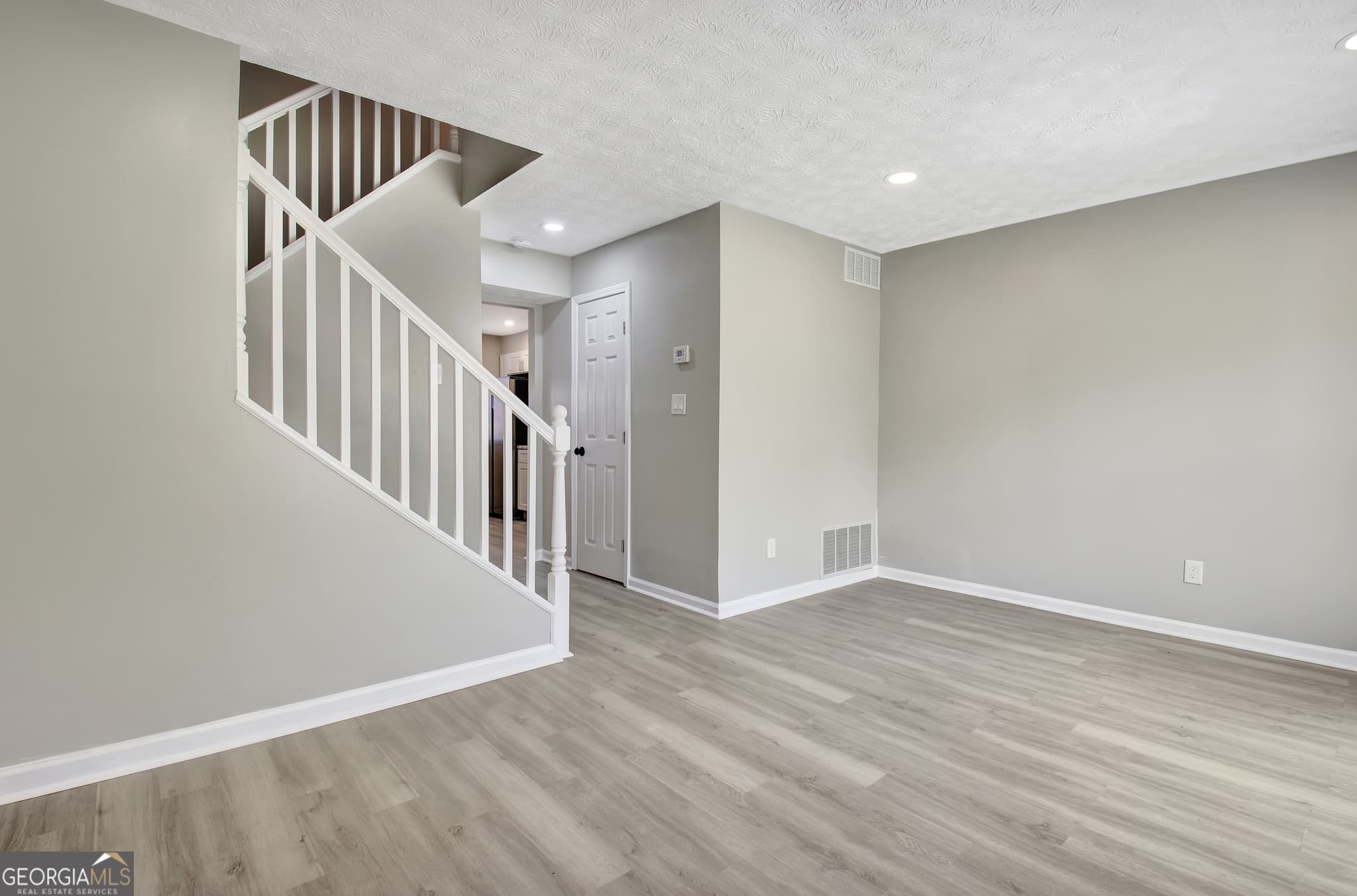 2 bedroom, 1.5 bathroom, 1,152 sq ft condominium for sale at 501 Carlton Road 5E, Palmetto, GA 30268 — photo 6