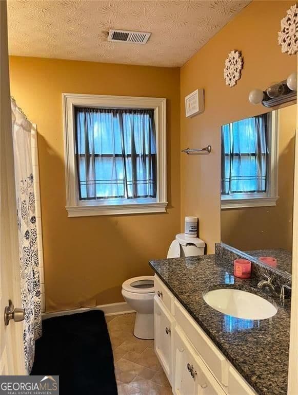 3 bedroom, 3 bathroom, 2,334 sq ft single family residence for sale at 1501 Shoals Creek Drive, Conyers, GA 30094 — photo 2