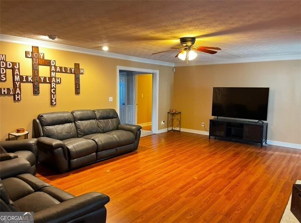 3 bedroom, 3 bathroom, 2,334 sq ft single family residence for sale at 1501 Shoals Creek Drive, Conyers, GA 30094 — photo 5