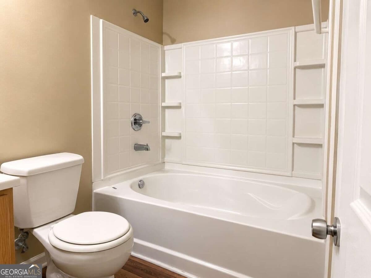 3 bedroom, 2 bathroom, 1,202 sq ft condominium for sale at 4103 Par Three Way, Lithonia, GA 30038 — photo 10