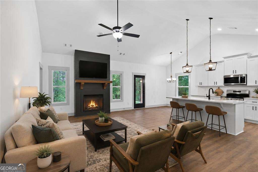 3 bedroom, 2 bathroom single family residence for sale at 700 Carter Mountain Road, Rockmart, GA 30153 — photo 5