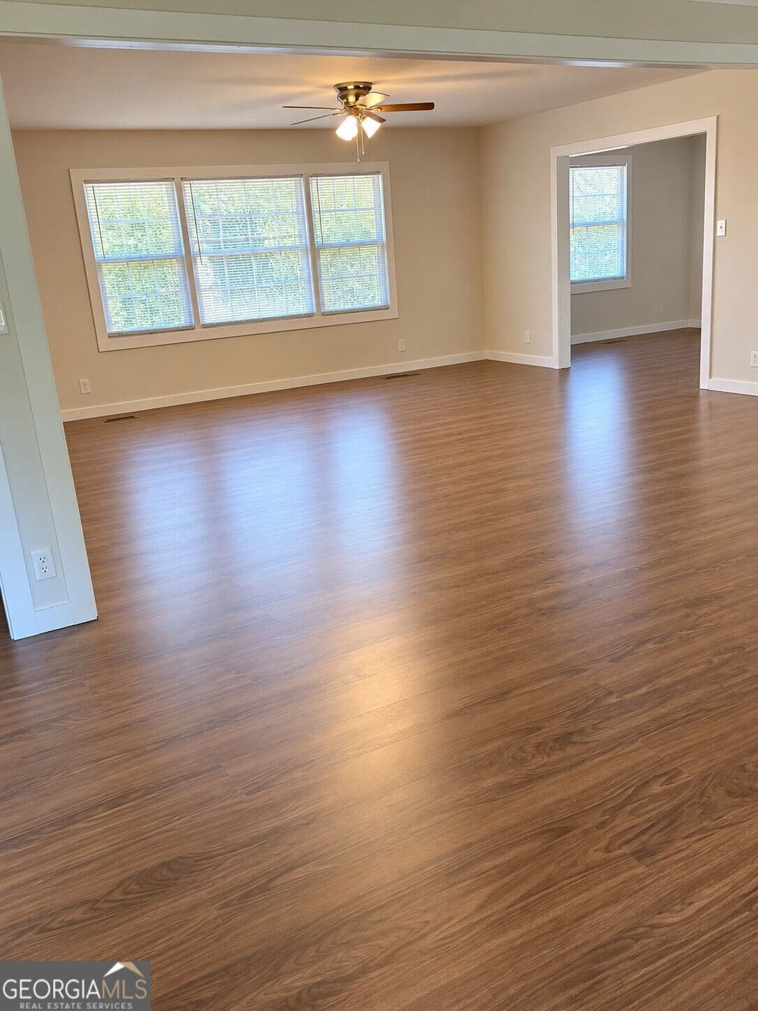 5 bedroom, 2 bathroom, 2,400 sq ft single family residence for sale at 422 Hasty Drive, Tunnel Hill, GA 30755 — photo 7