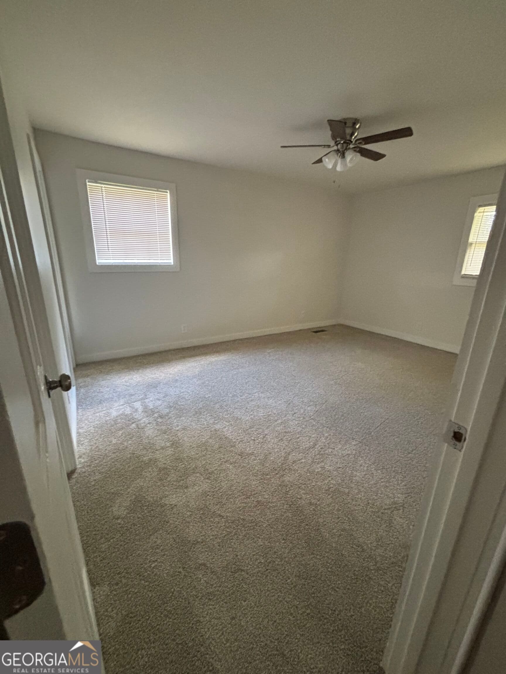 5 bedroom, 2 bathroom, 2,400 sq ft single family residence for sale at 422 Hasty Drive, Tunnel Hill, GA 30755 — photo 10