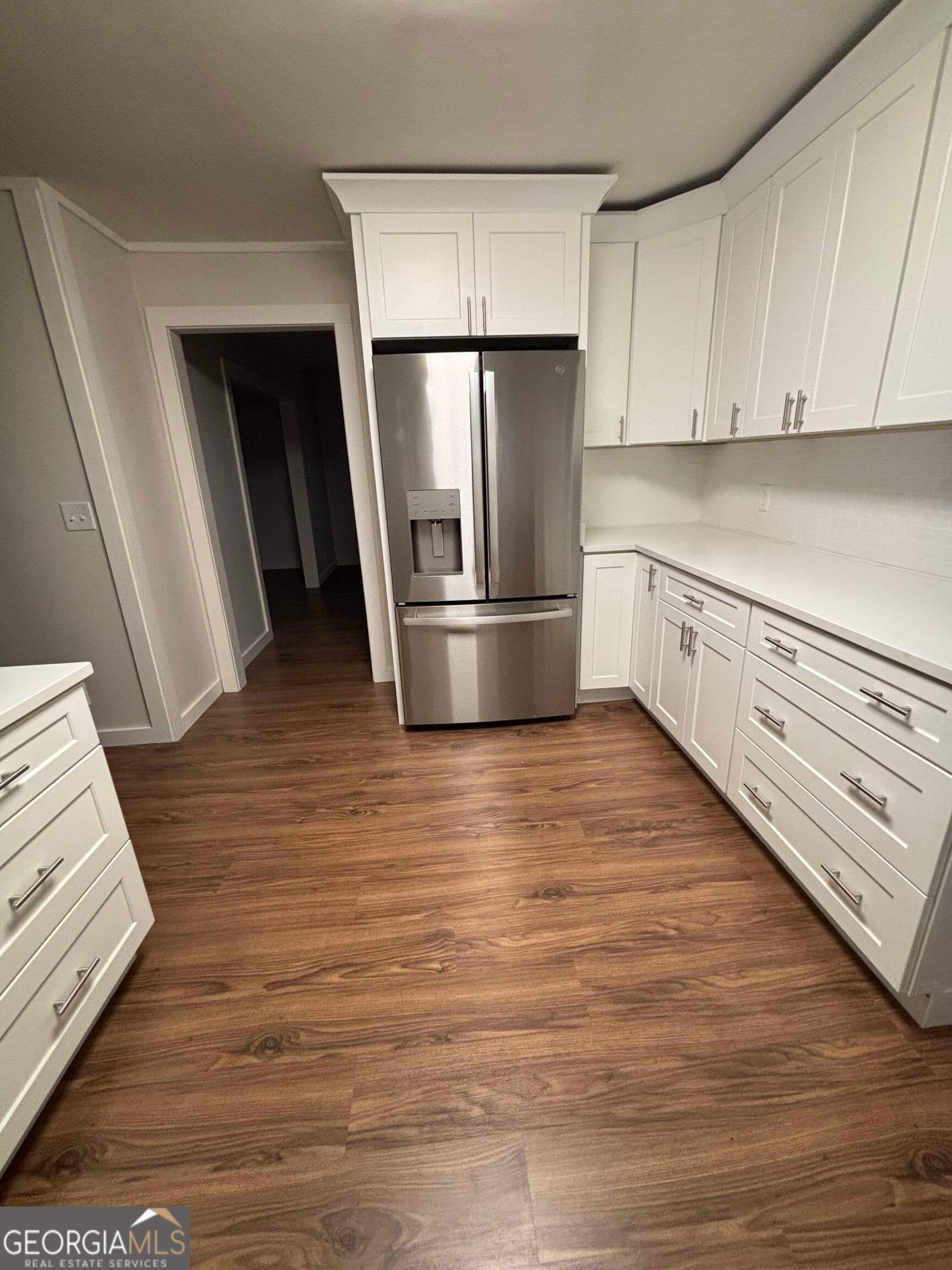 5 bedroom, 2 bathroom, 2,400 sq ft single family residence for sale at 422 Hasty Drive, Tunnel Hill, GA 30755 — photo 4