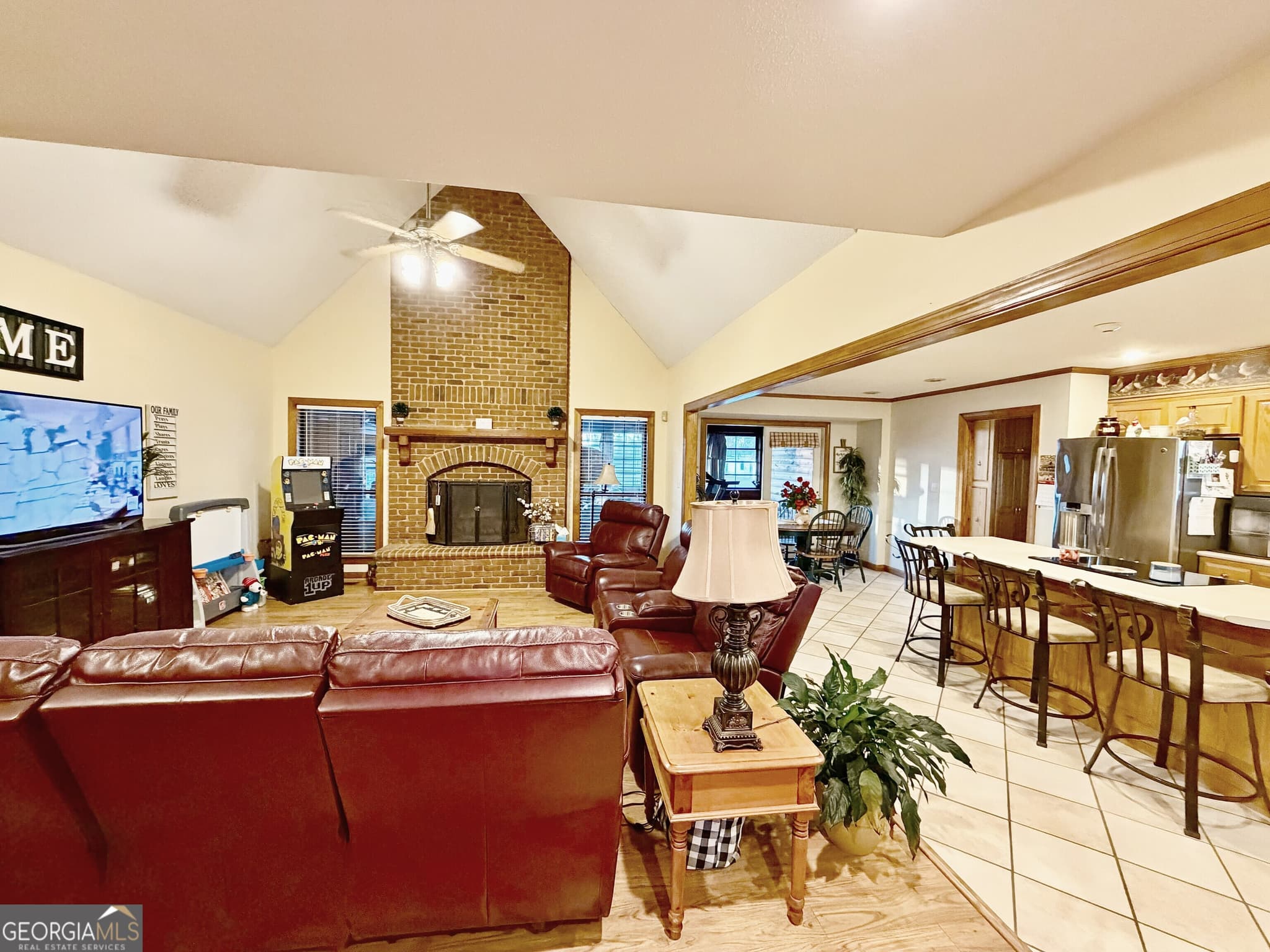 4 bedroom, 3.5 bathroom, 3,389 sq ft single family residence for sale at 4448 Old Lake Park Road, Valdosta, GA 31601 — photo 10