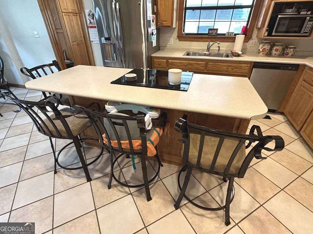 4 bedroom, 3.5 bathroom, 3,389 sq ft single family residence for sale at 4448 Old Lake Park Road, Valdosta, GA 31601 — photo 4