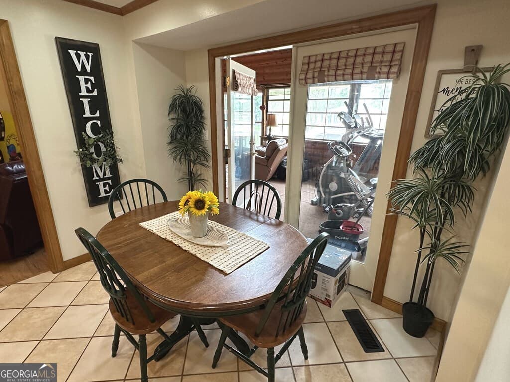 4 bedroom, 3.5 bathroom, 3,389 sq ft single family residence for sale at 4448 Old Lake Park Road, Valdosta, GA 31601 — photo 8