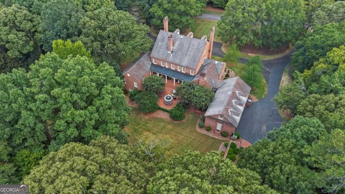 6 bedroom, 7 bathroom, 8,865 sq ft single family residence for sale at 125 Tallassee Oaks Trail, Athens, GA 30606 — photo 3