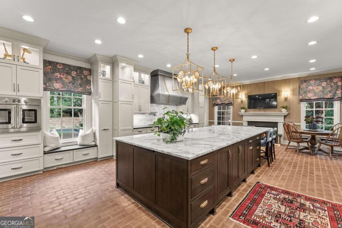 6 bedroom, 7 bathroom, 8,865 sq ft single family residence for sale at 125 Tallassee Oaks Trail, Athens, GA 30606 — photo 10