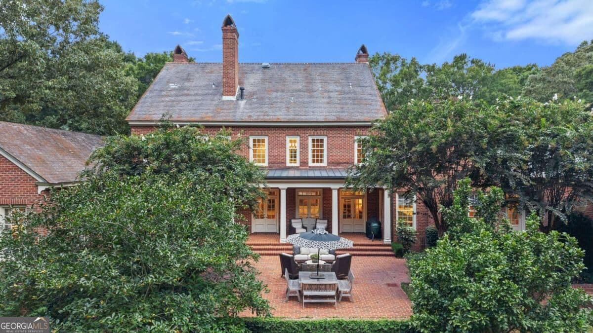 6 bedroom, 7 bathroom, 8,865 sq ft single family residence for sale at 125 Tallassee Oaks Trail, Athens, GA 30606 — photo 4