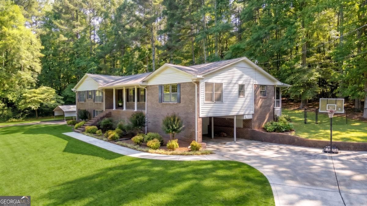 3 bedroom, 2.5 bathroom single family residence sold at 75 Wildwood Way, Dallas, GA 30157