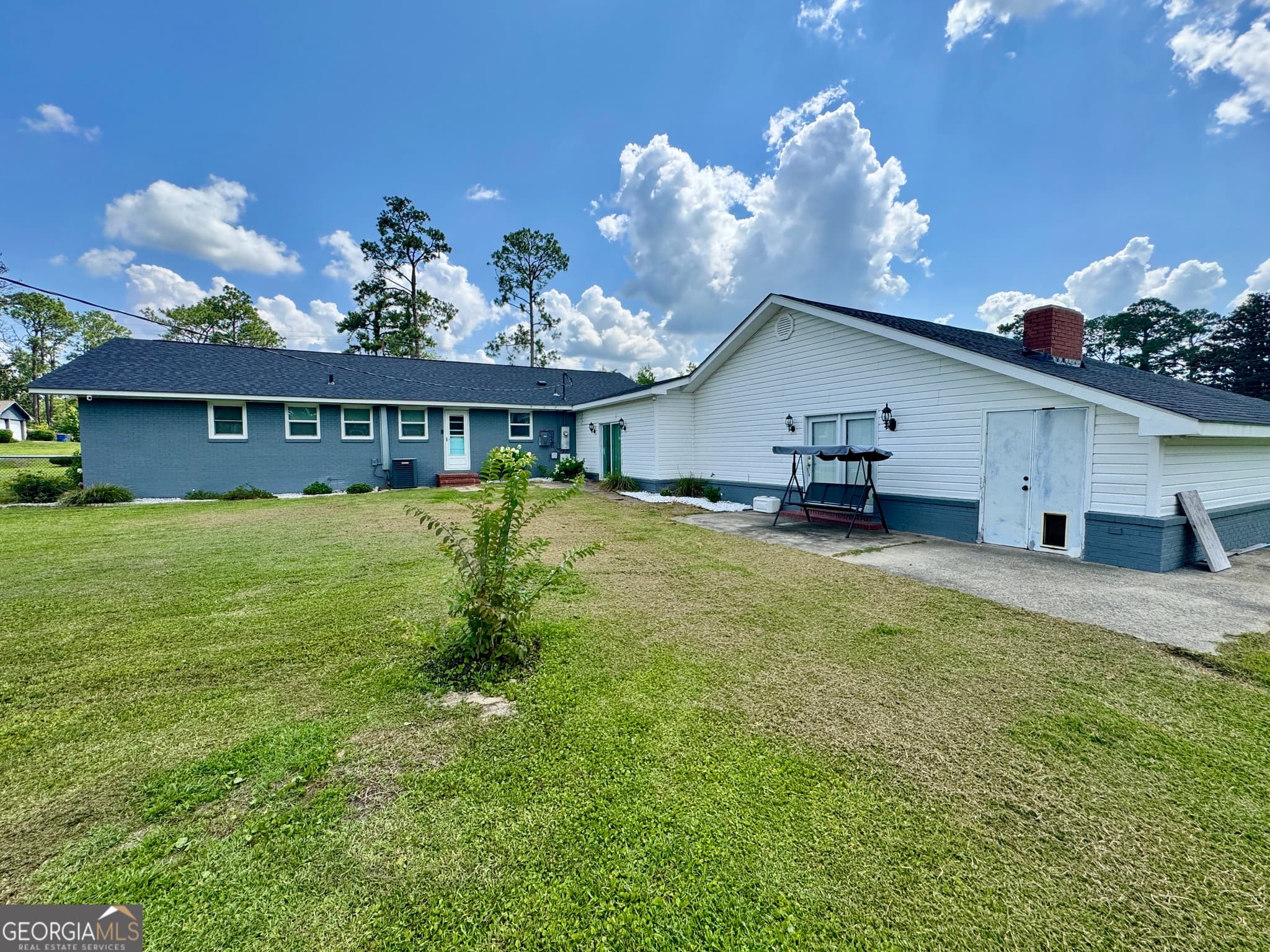 4 bedroom, 3 bathroom, 3,255 sq ft single family residence for sale at 302 W 9th Street, Vidalia, GA 30474 — photo 10