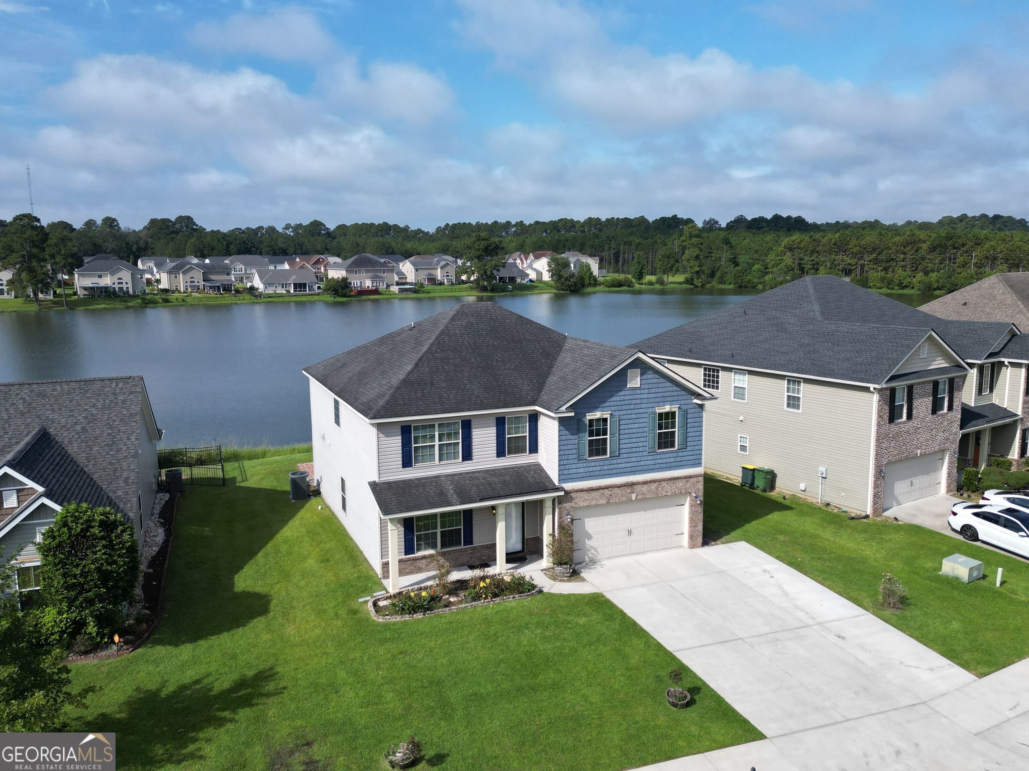 5 bedroom, 3 bathroom, 3,030 sq ft single family residence for sale at 37 Litchfield Drive, Savannah, GA 31419 — photo 5